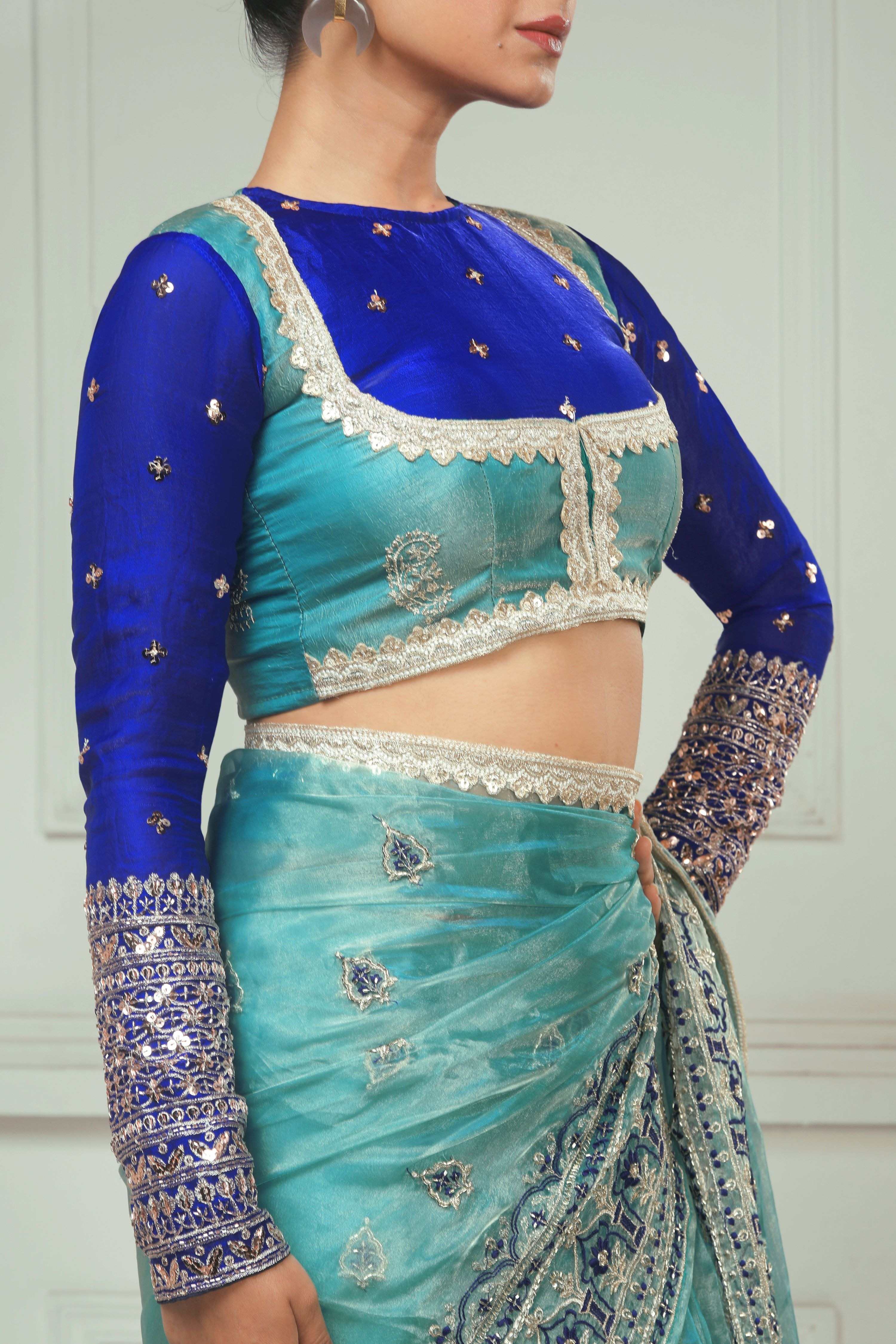 RAVISH REIGN CLASSIC BLOUSE