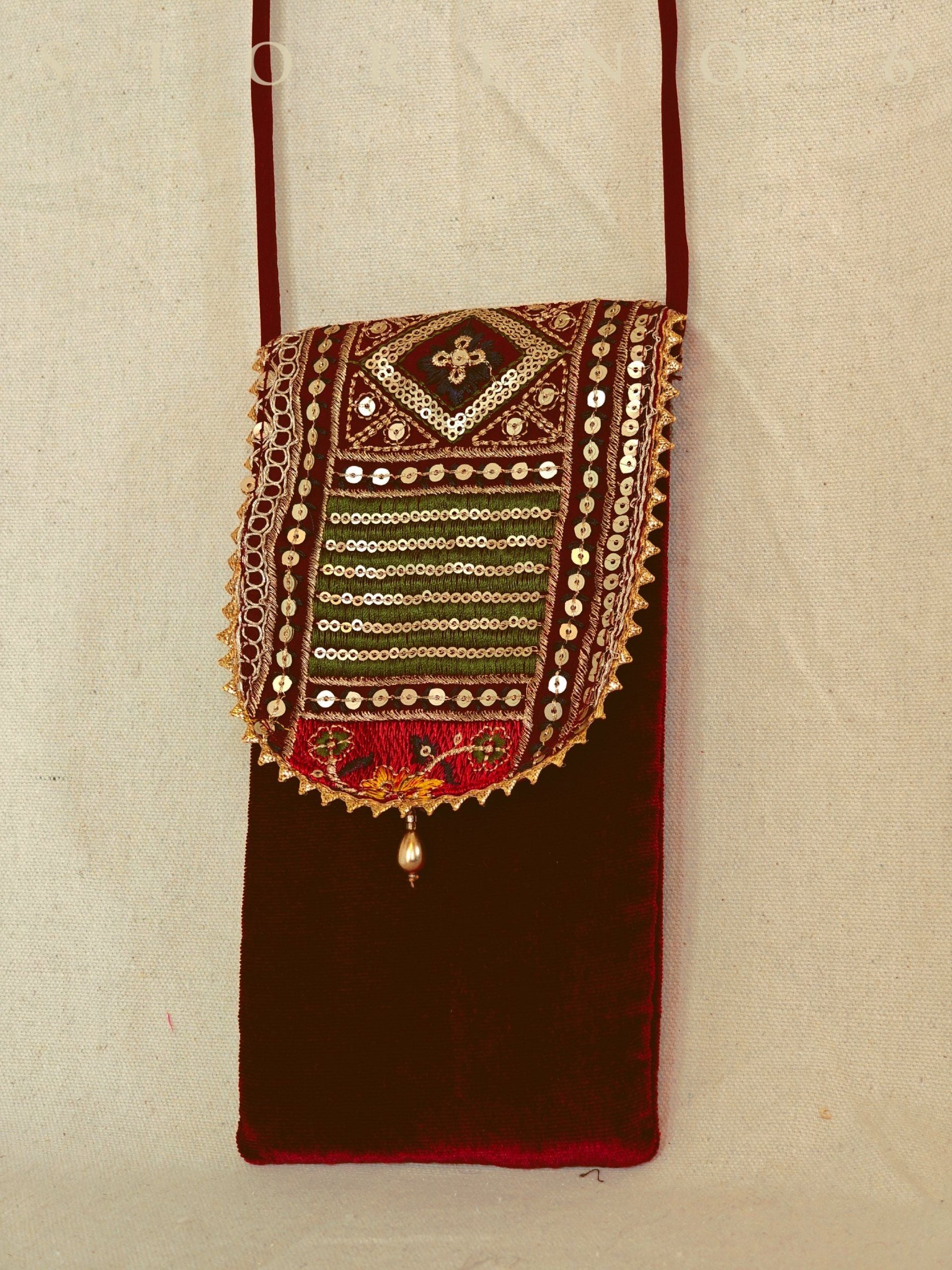 MIRCHI MINI MOBILE SLING