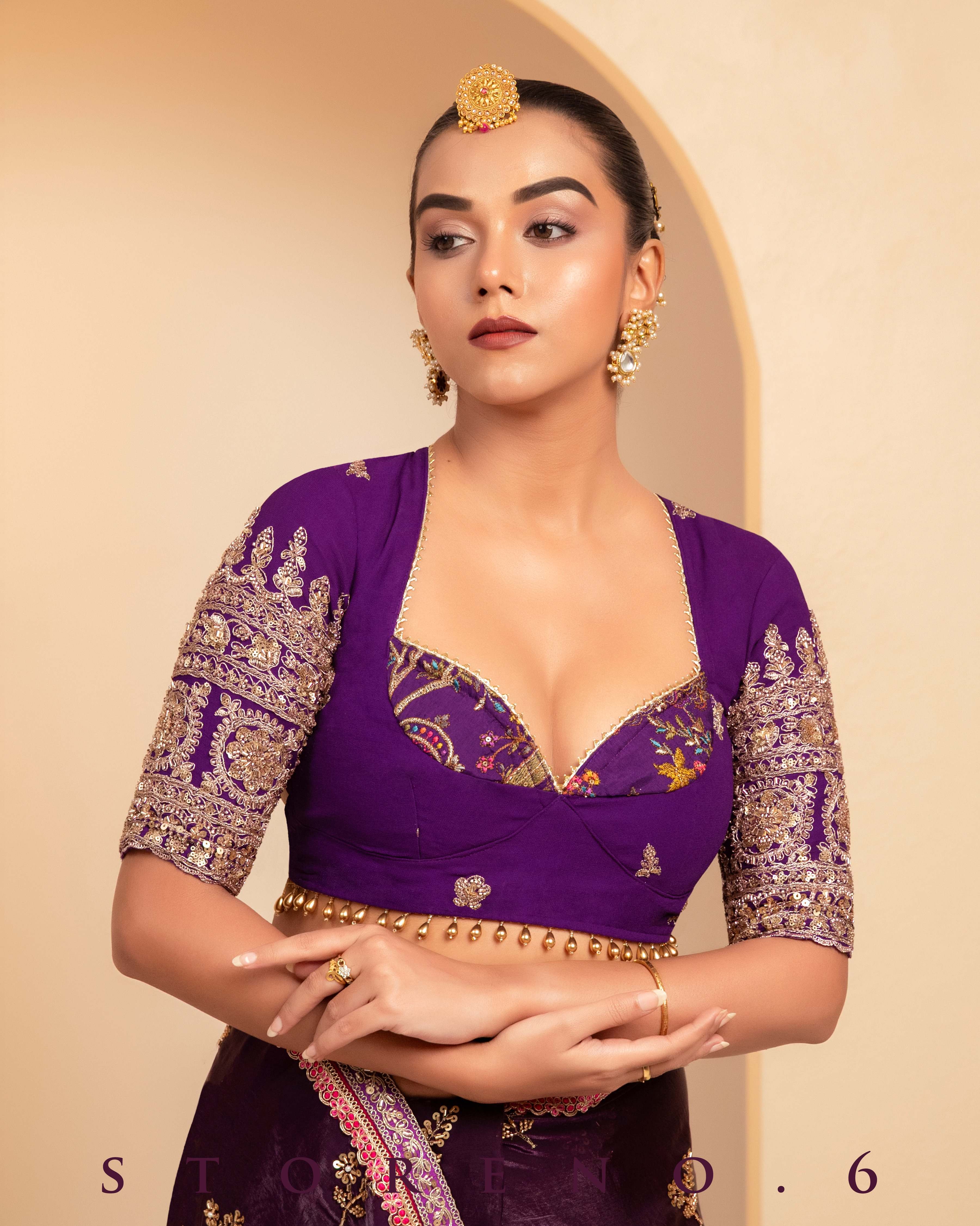 MAJESTIC MUSE BLOUSE