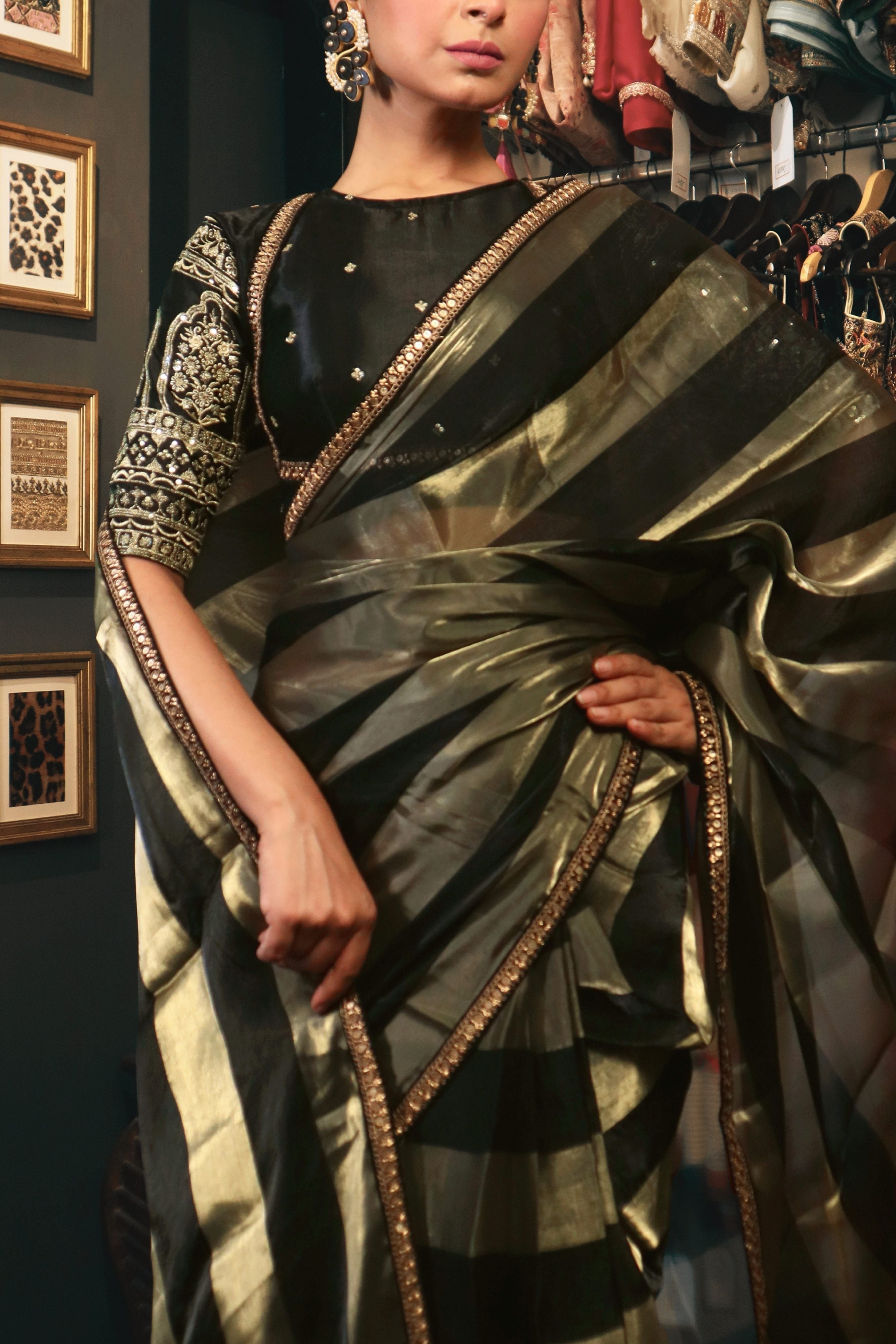 CLASSIC CONTOUR SAREE WITH TIMELESS TRIBUTE BLOUSE