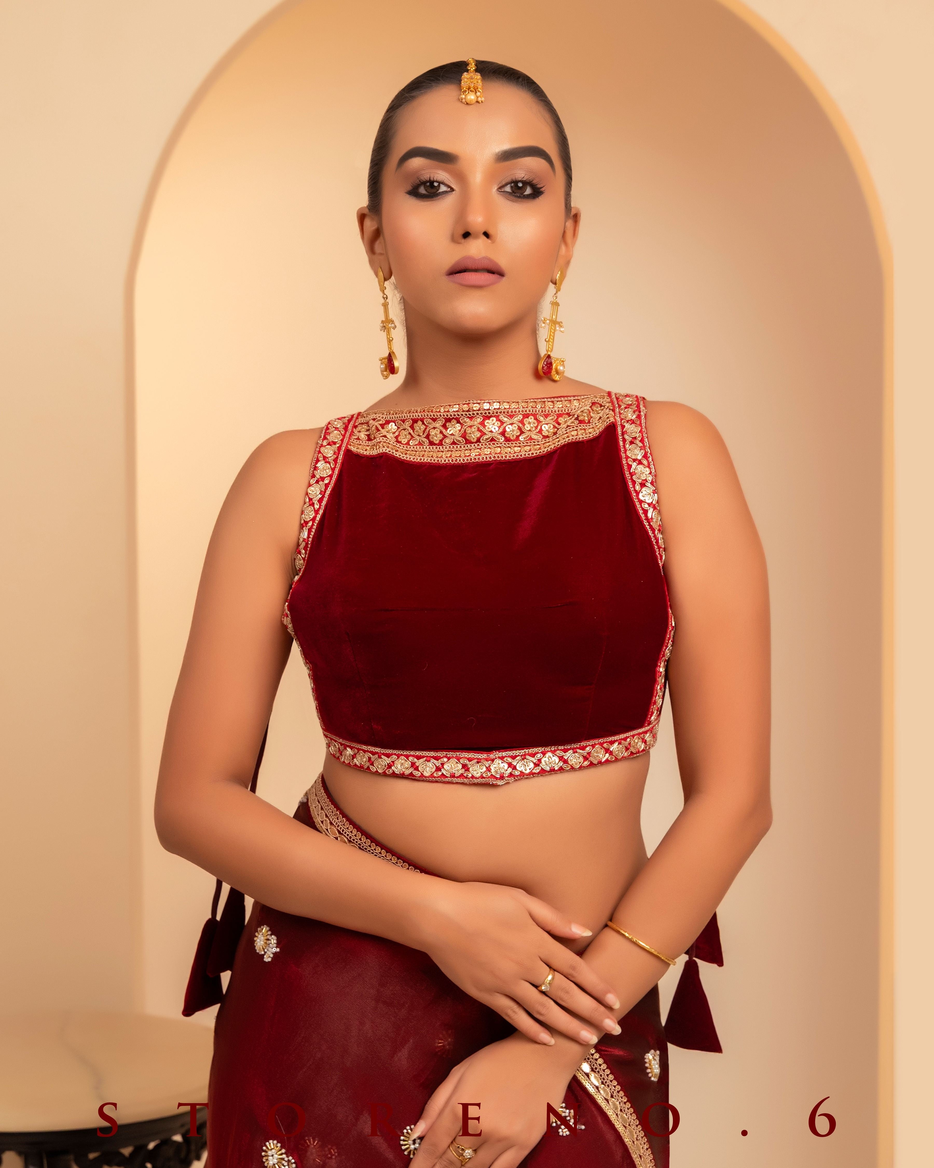 QUIRKY QUEST BLOUSE