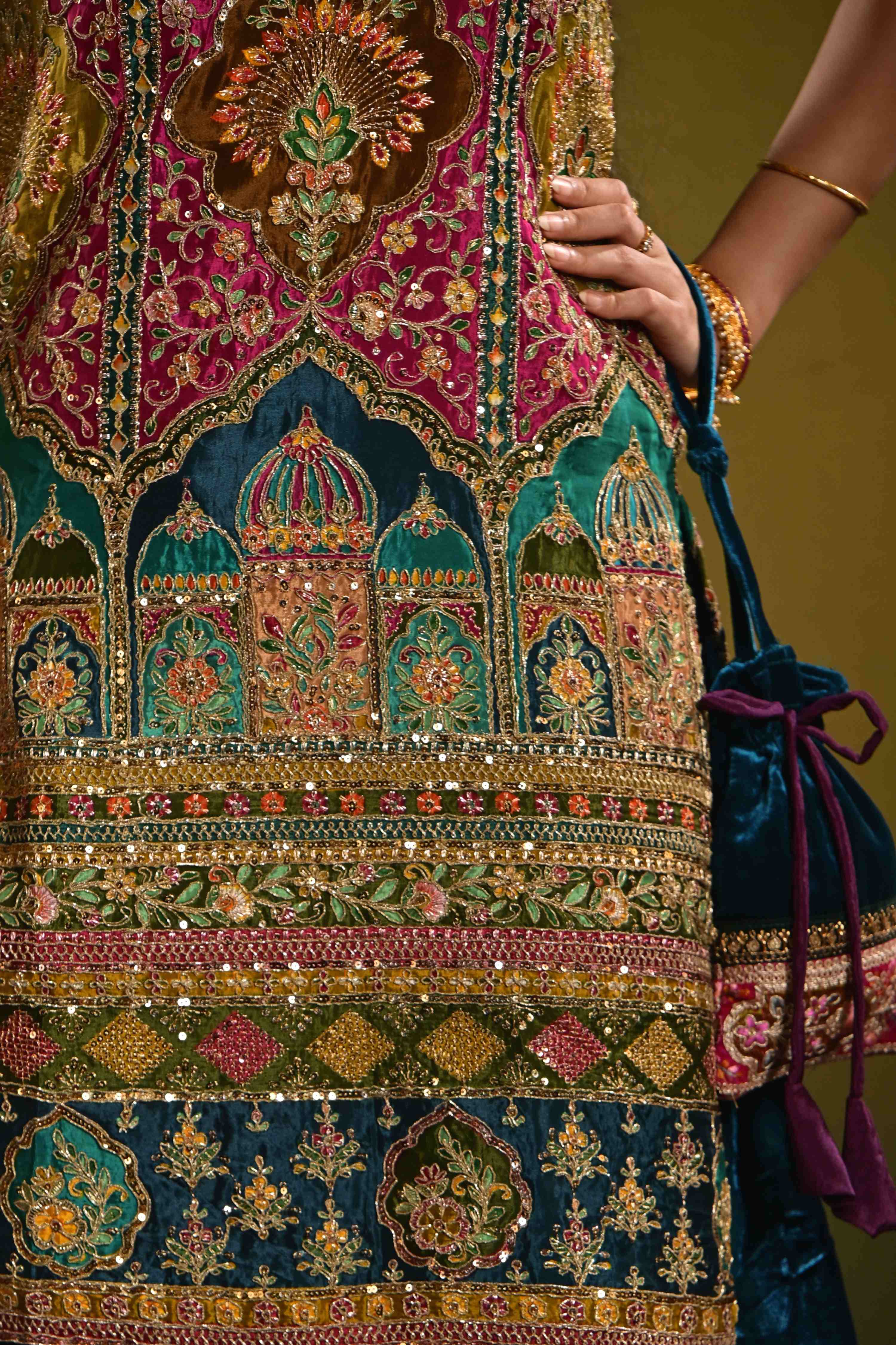 RANG RASIYA KURTA SET
