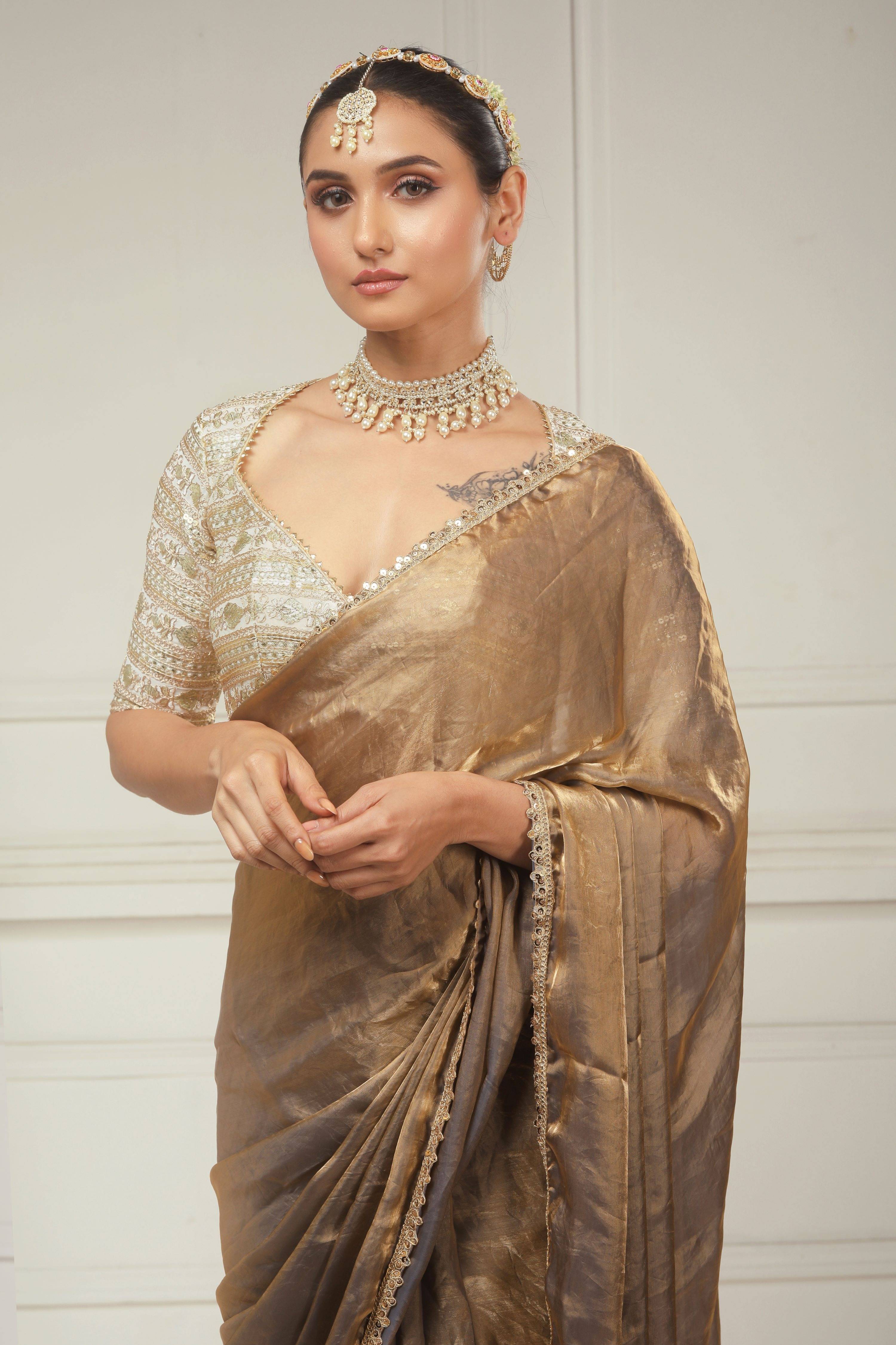 SMOKEY SPIRIT SAREE WITH INTENSE IVORY ICON BLOUSE