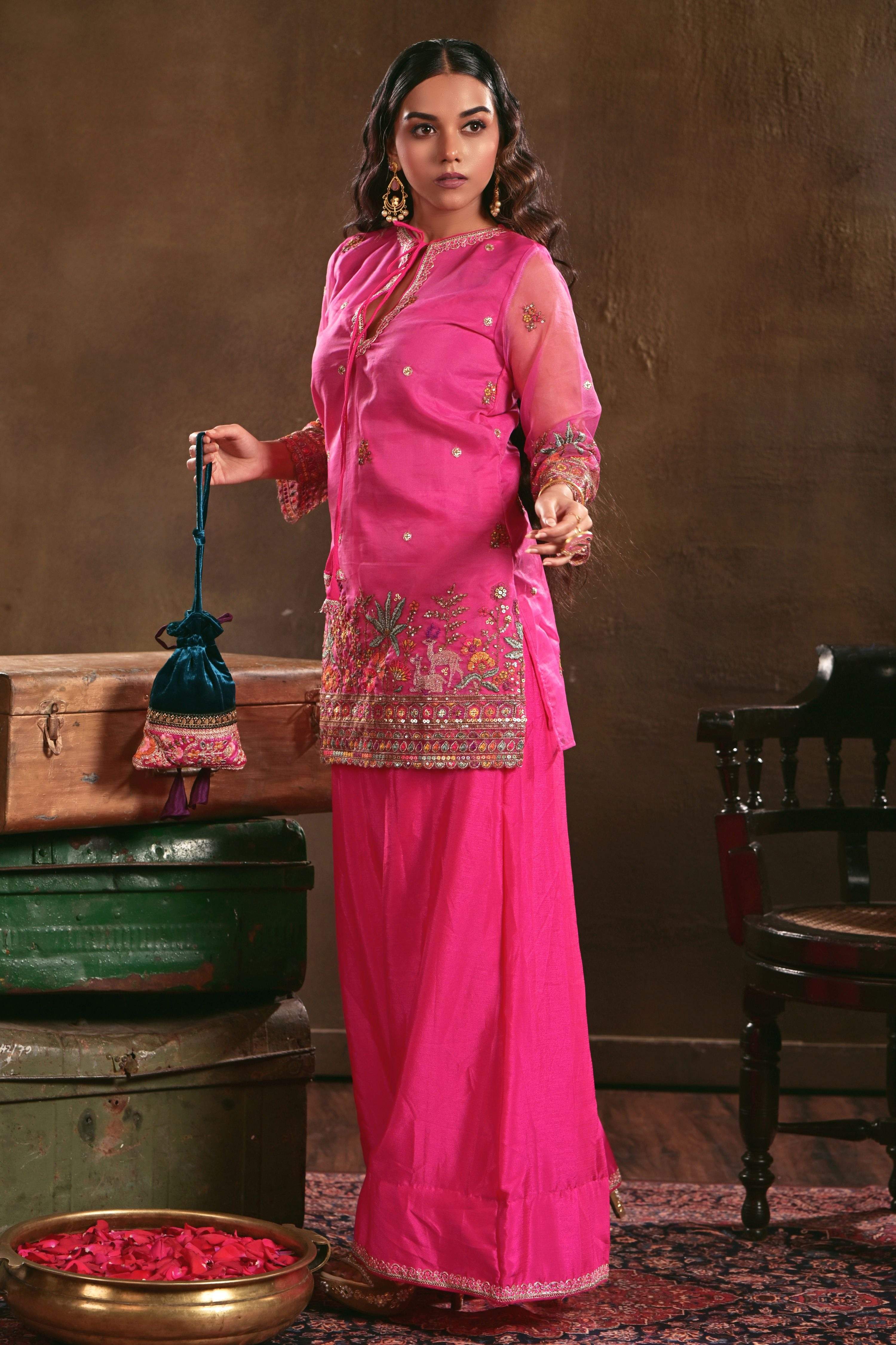 GULABO GLAM KURTA SET