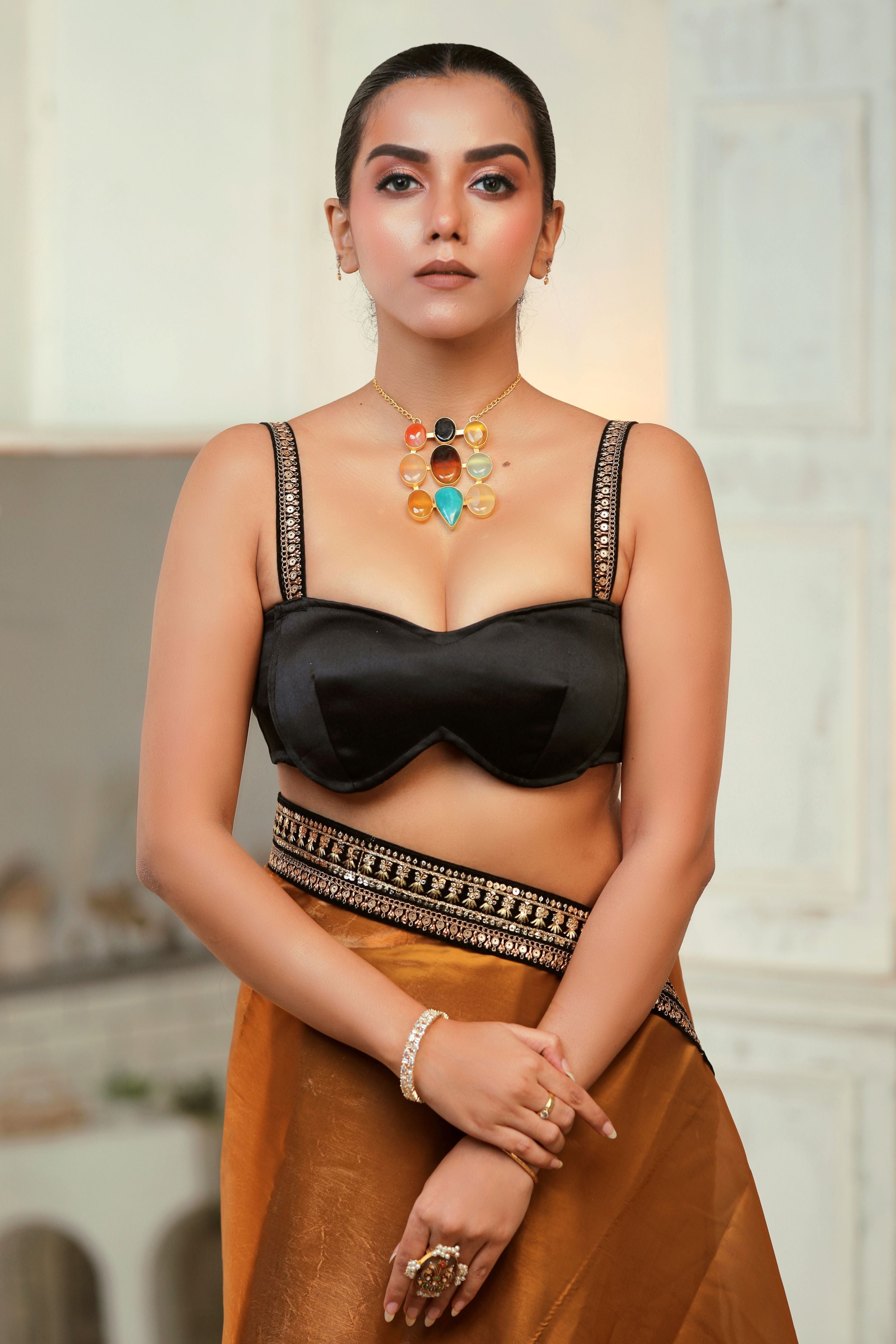 BALLROOM BELLE BLOUSE
