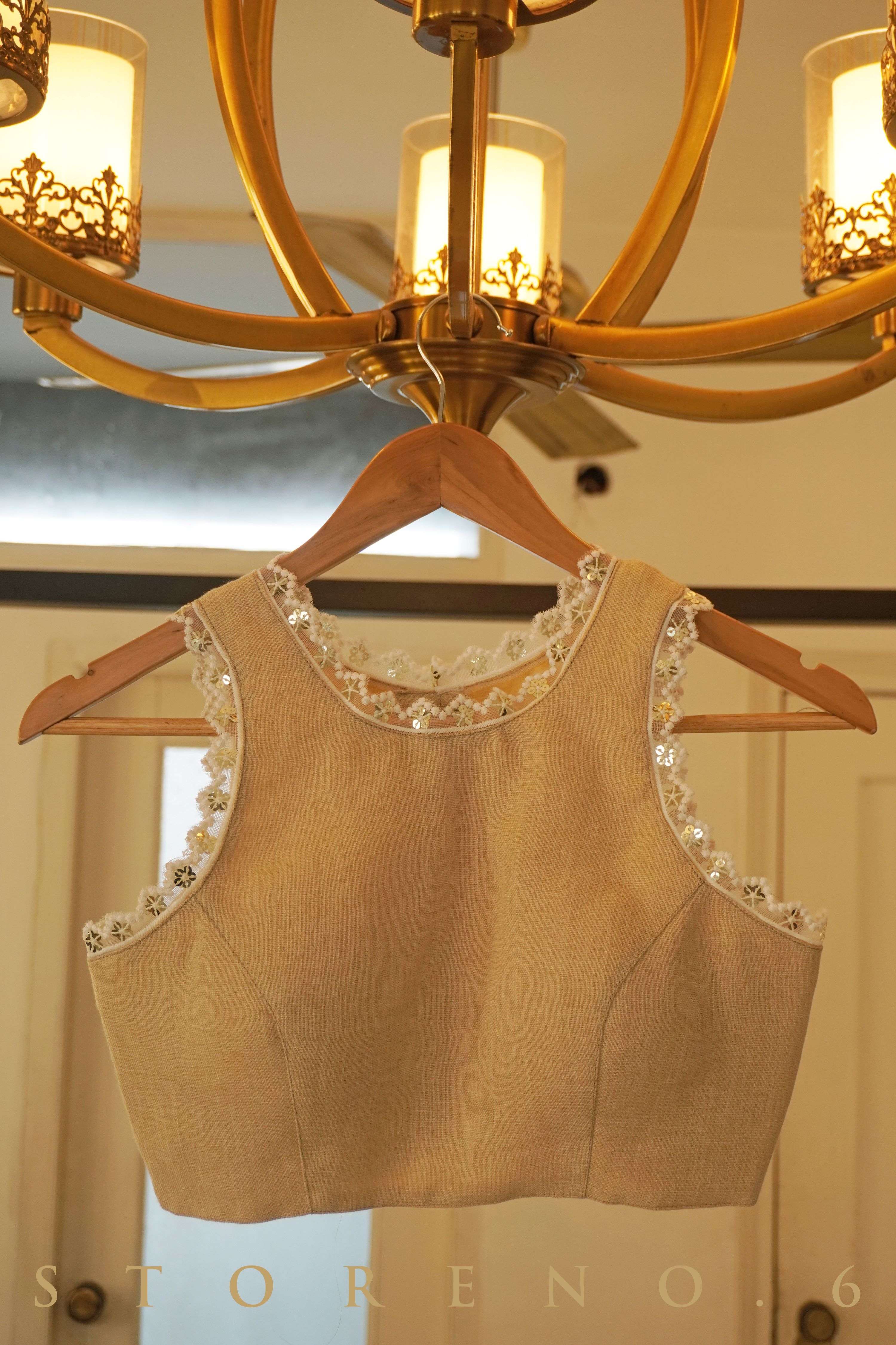 SOFT MEMORY BLOUSE