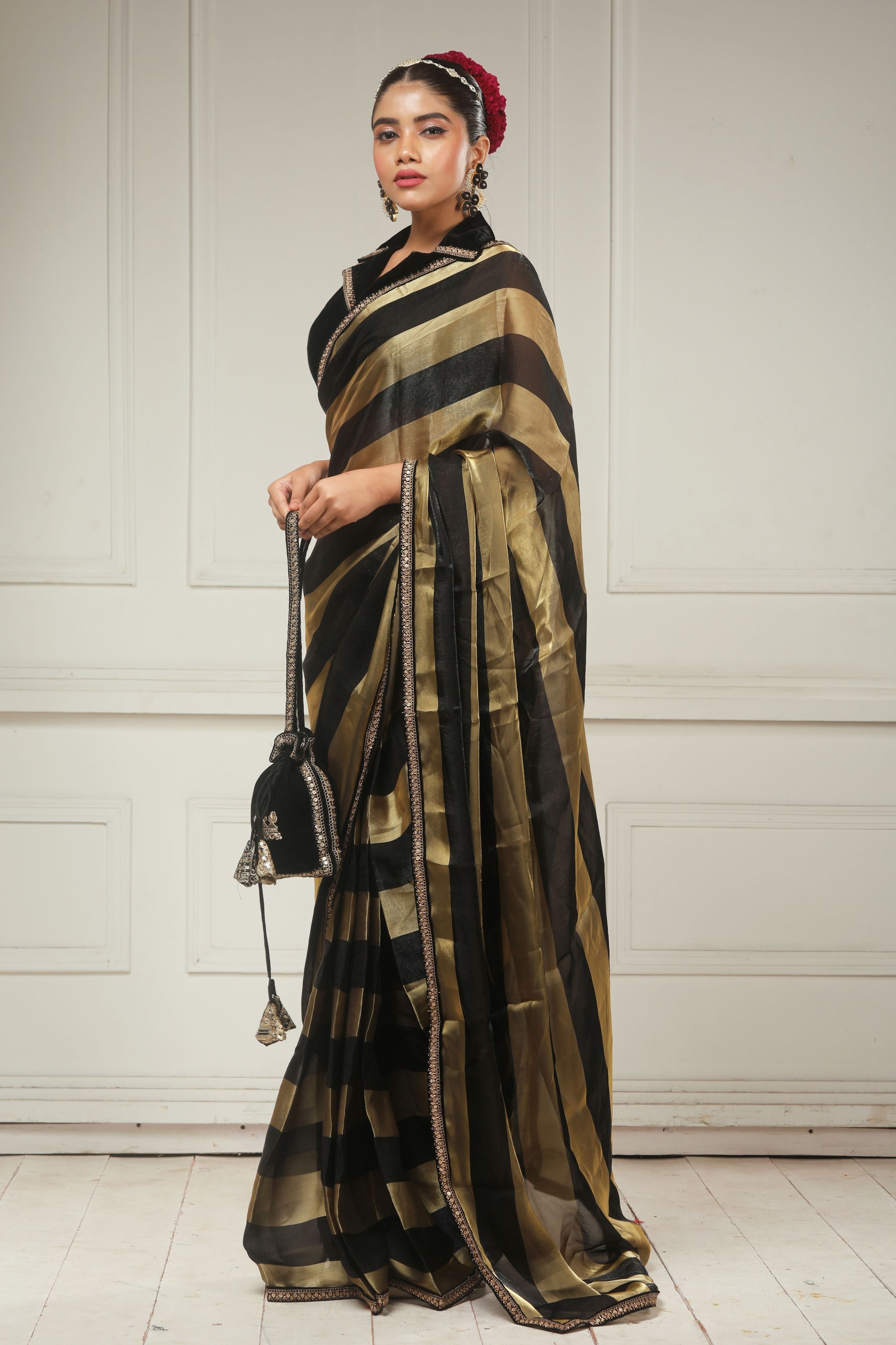 CLASSIC CONTOUR SAREE WITH DARK DOMINANCE BLOUSE