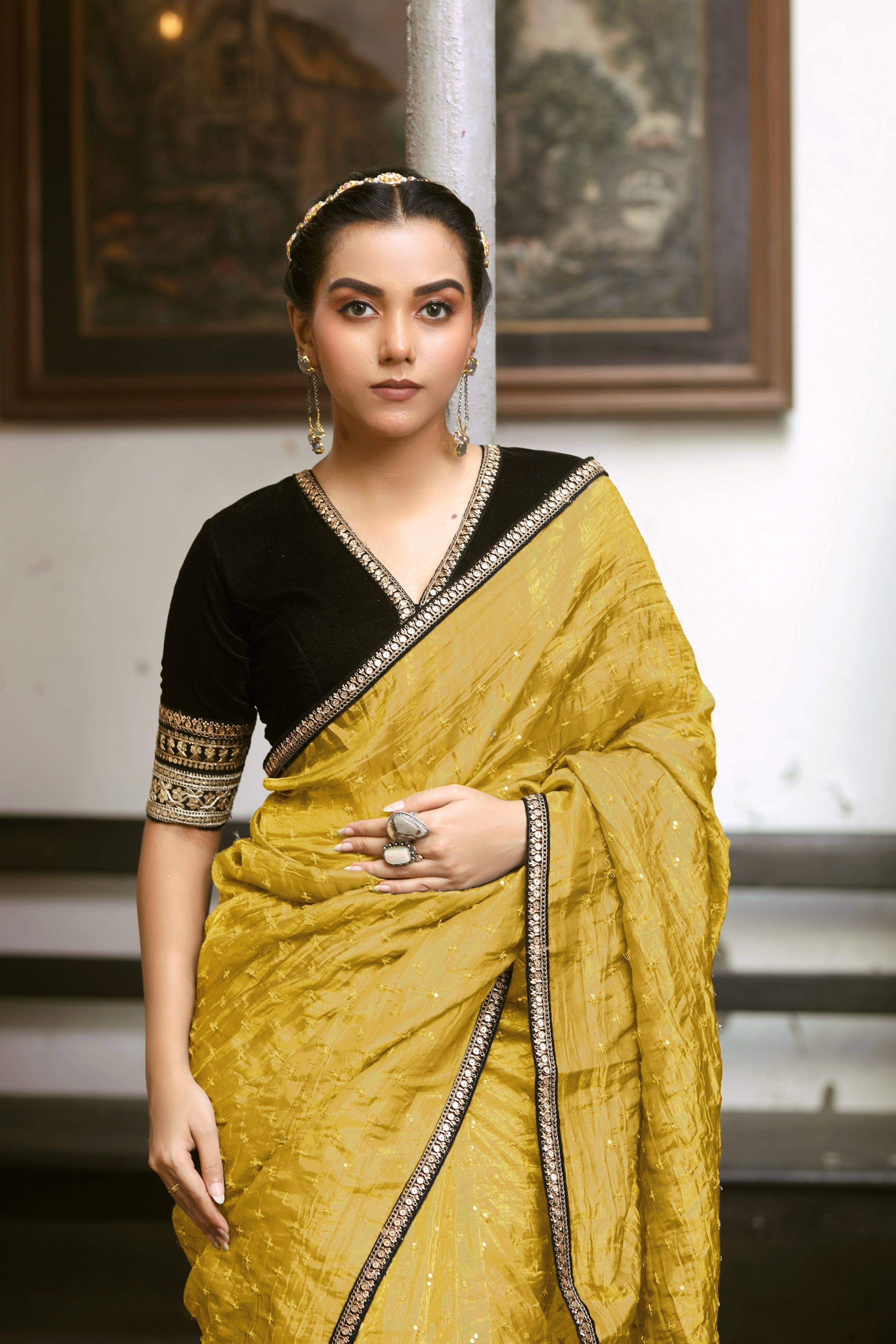 GOLDEN GLEE SAREE