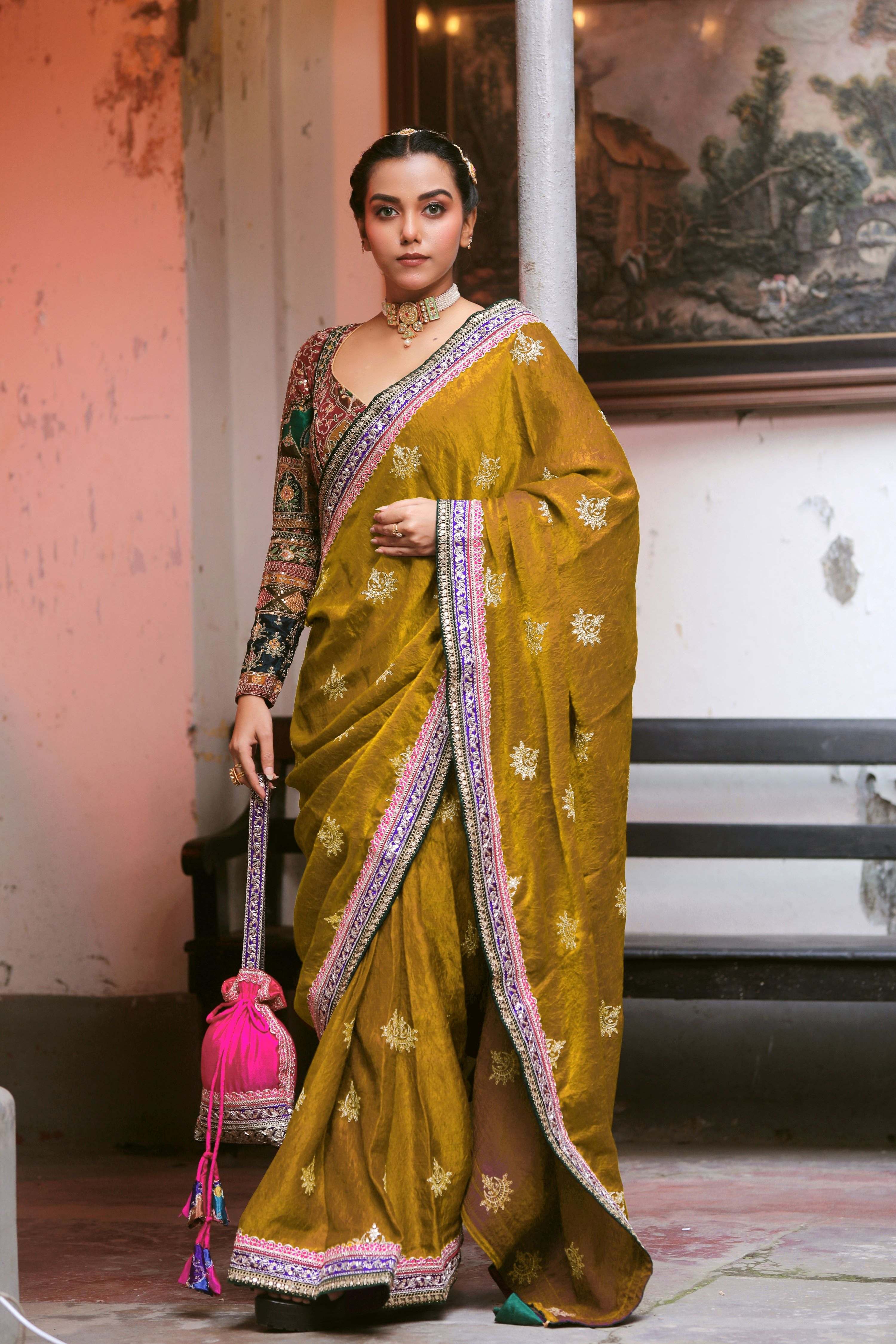 WOW WALTZ SAREE WITH COUTURE CHARM BLOUSE