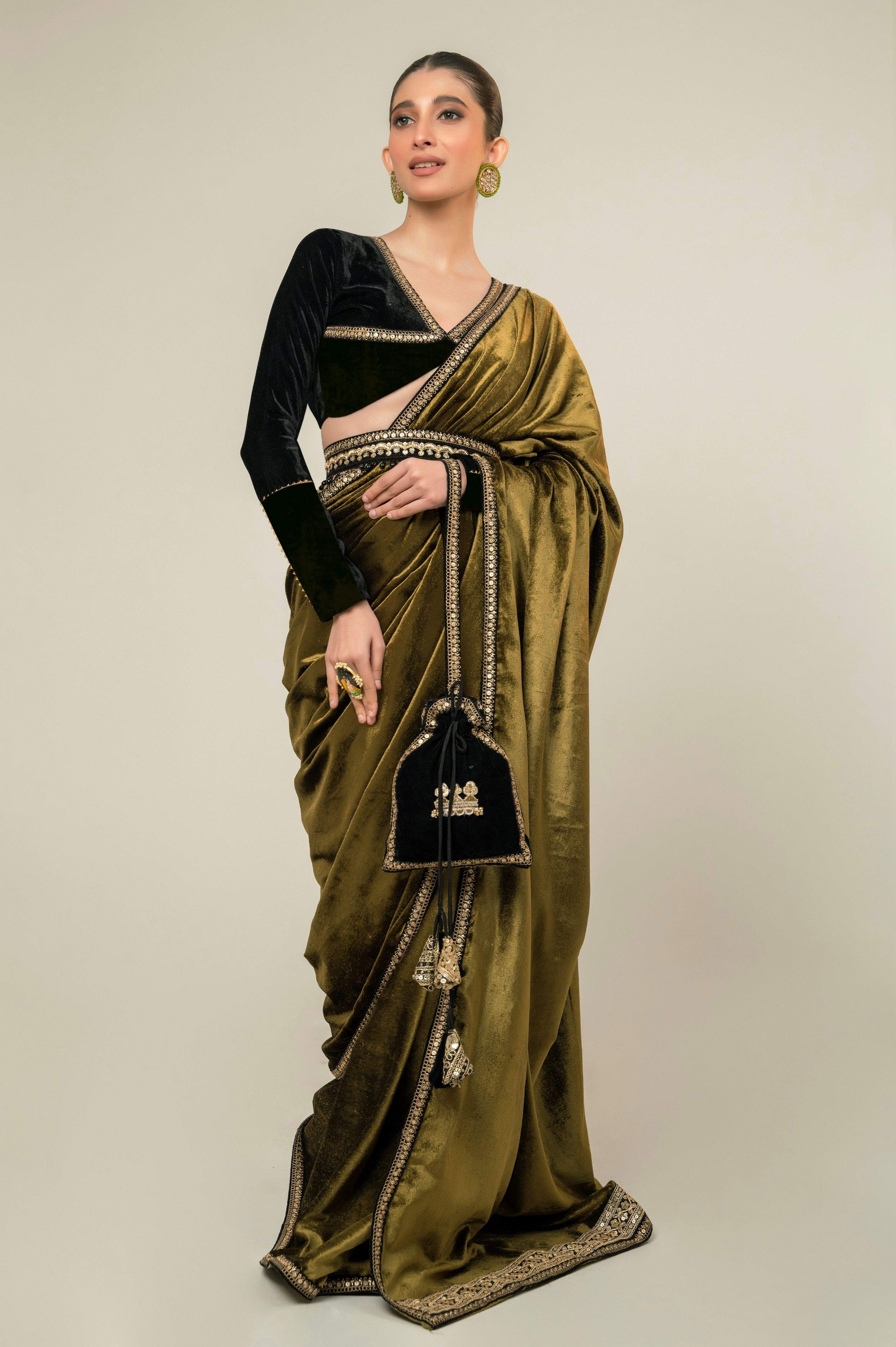 VELVET VOGUE SAREE WITH MIDNIGHT CHARM BLOUSE