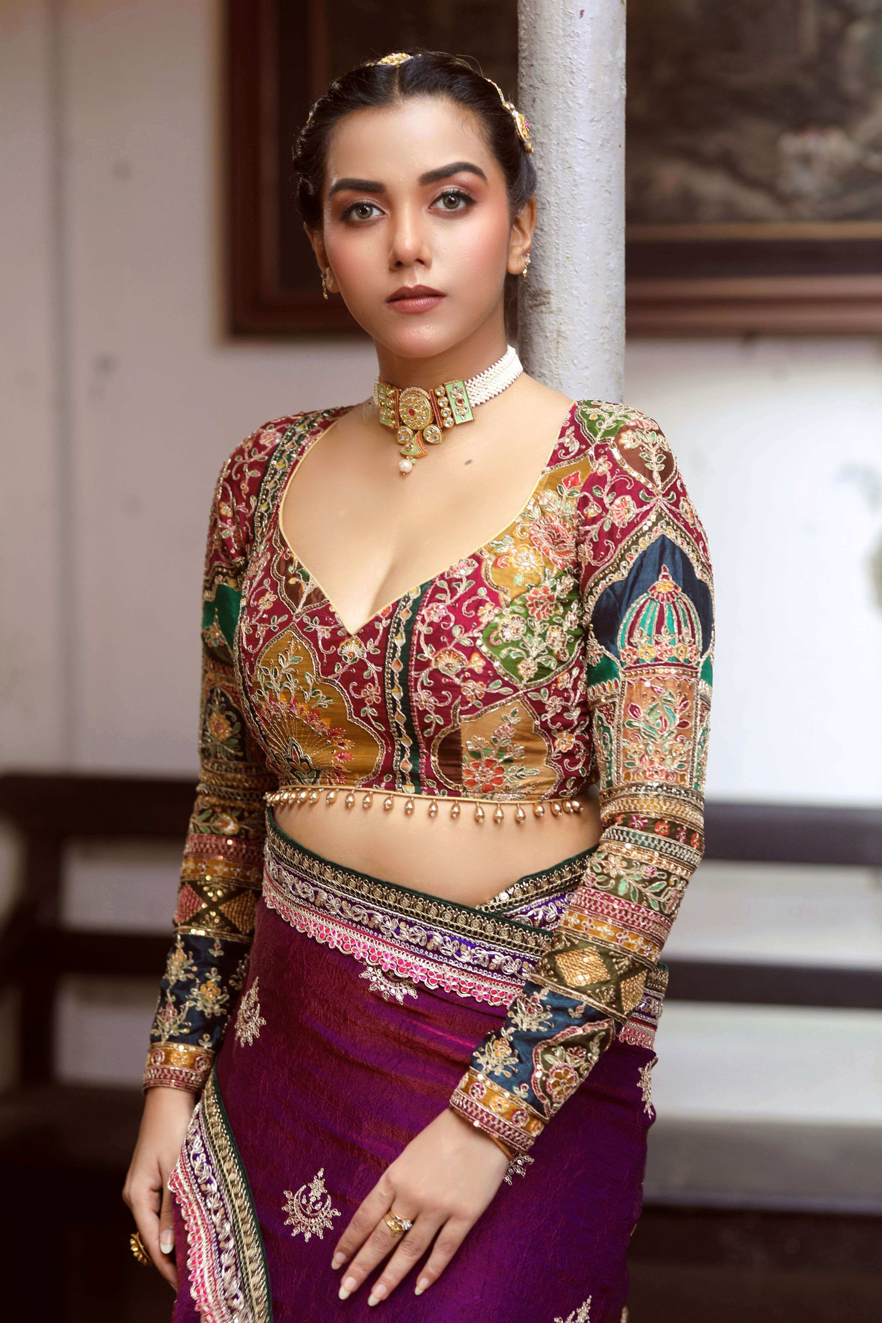 COUTURE CHARM BLOUSE