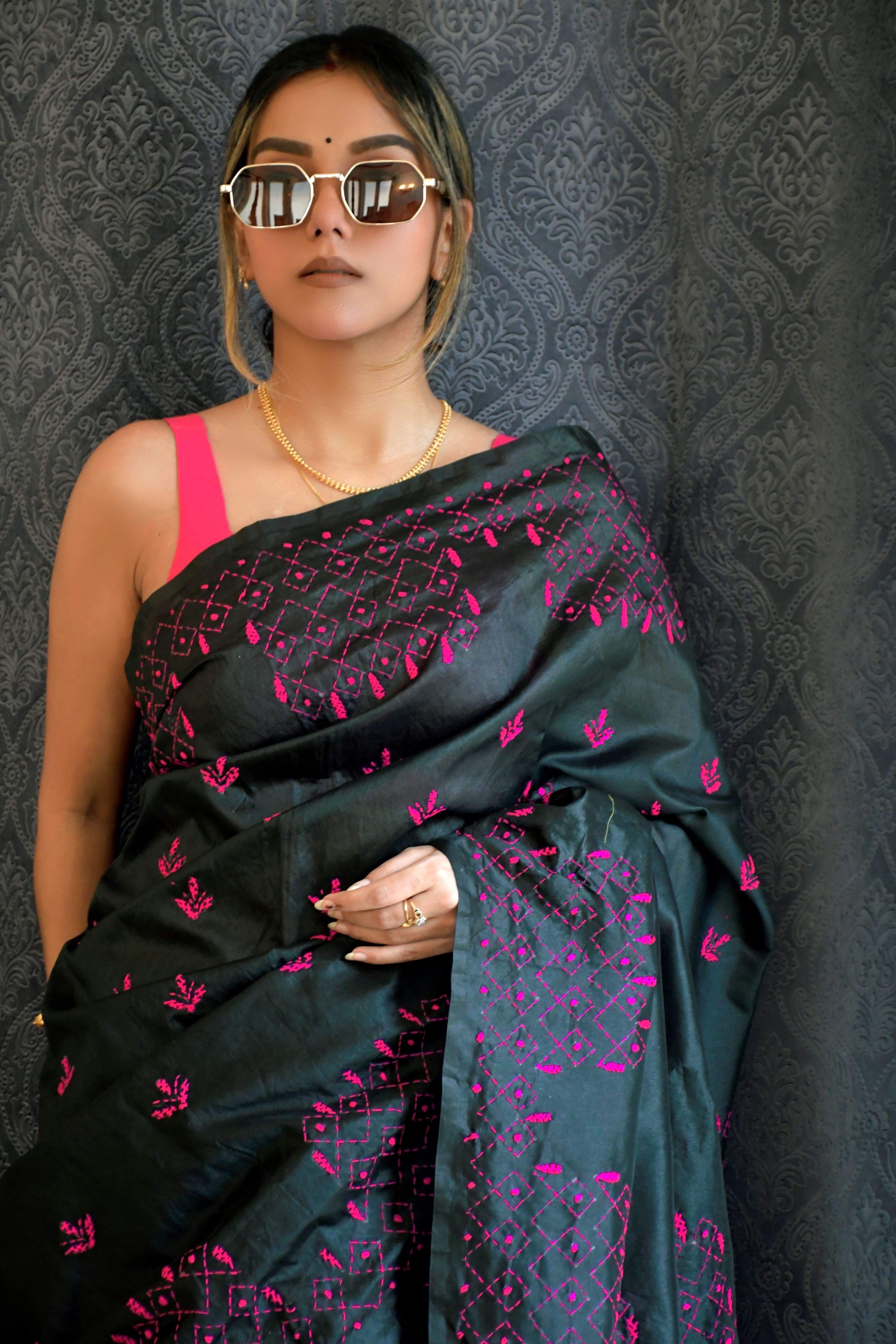 ALPONA SAREE