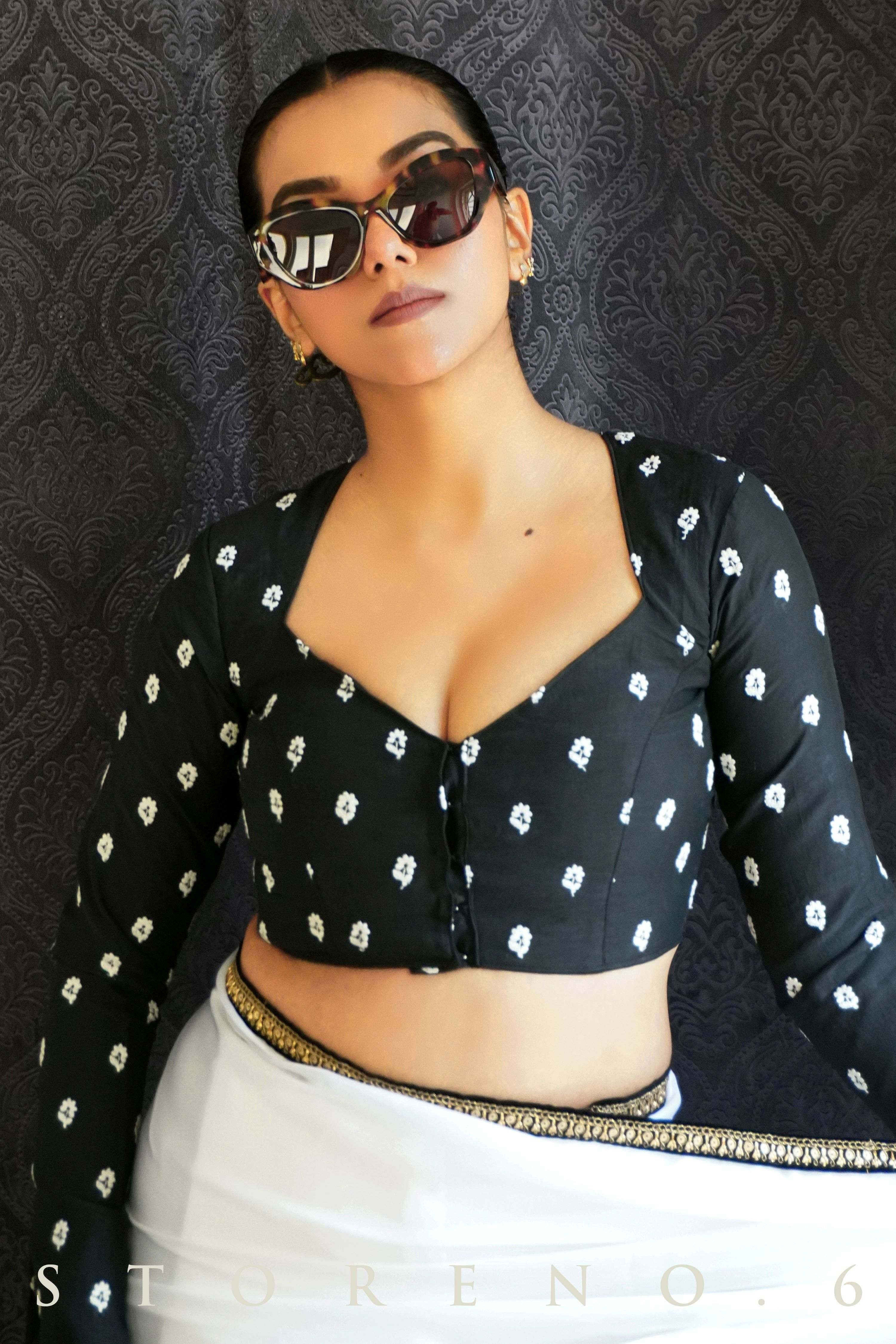 BLACK SWAN BLOUSE