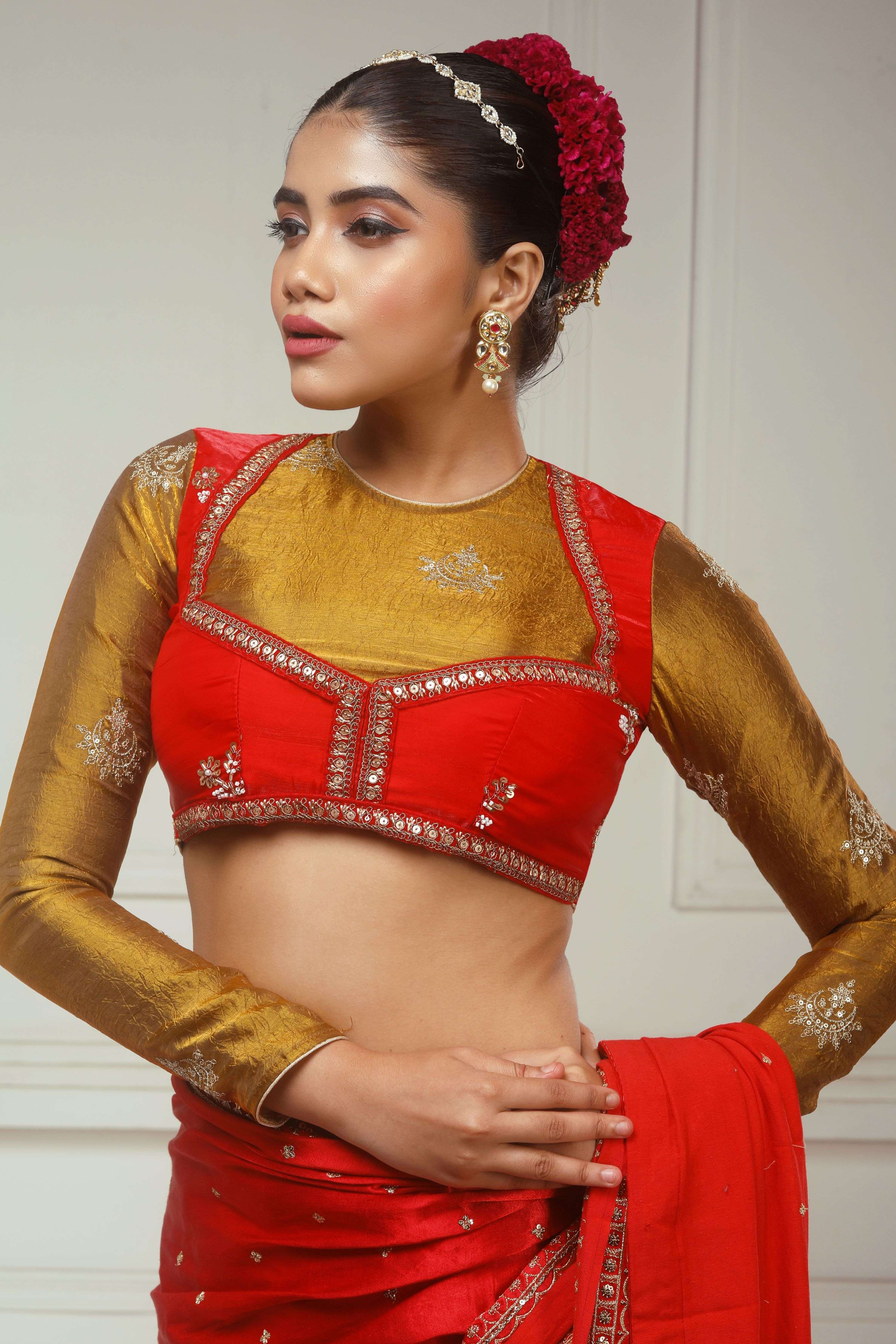 CRMISON CHARM BLOUSE