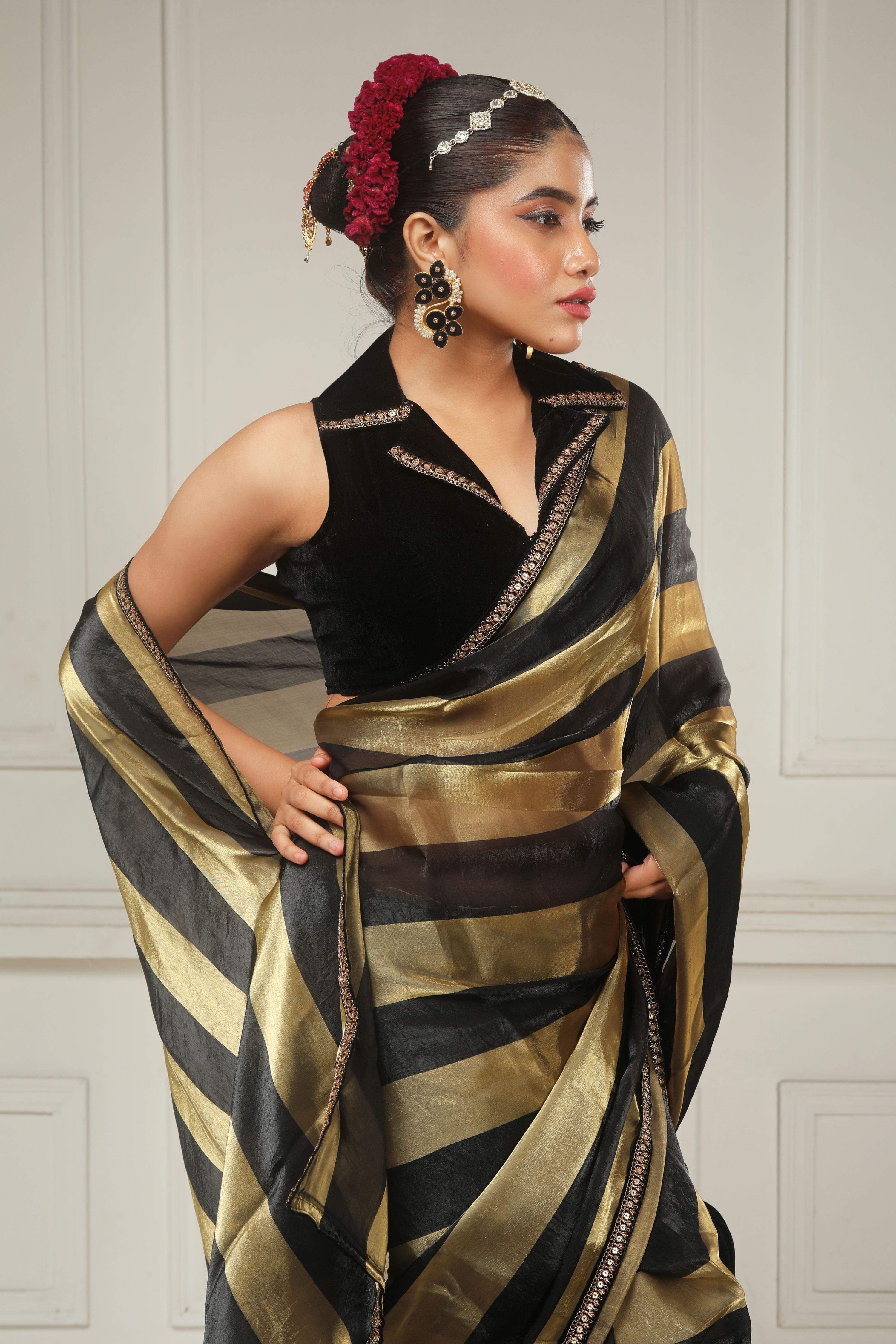 CLASSIC CONTOUR SAREE WITH DARK DOMINANCE BLOUSE