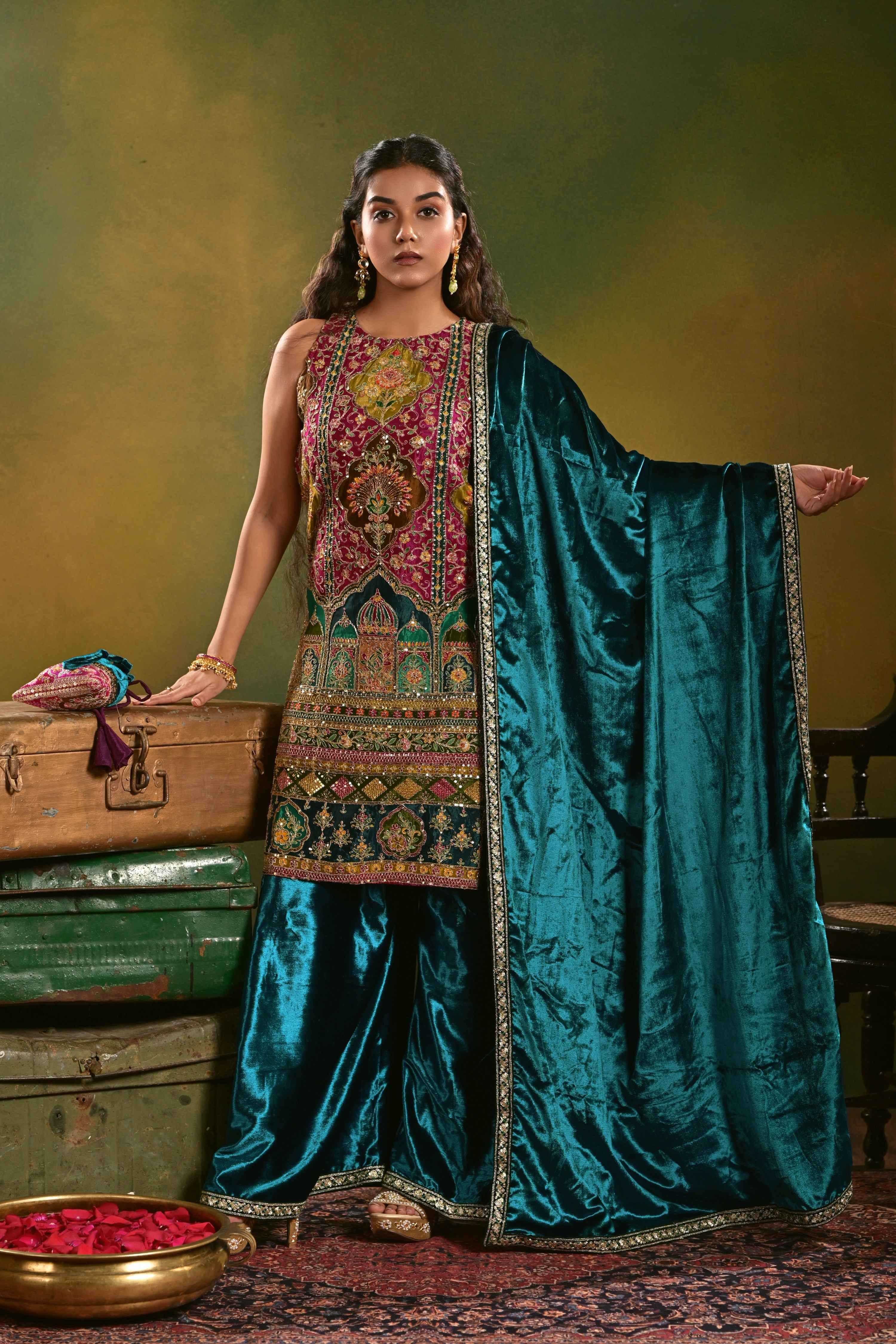 RANG RASIYA KURTA SET