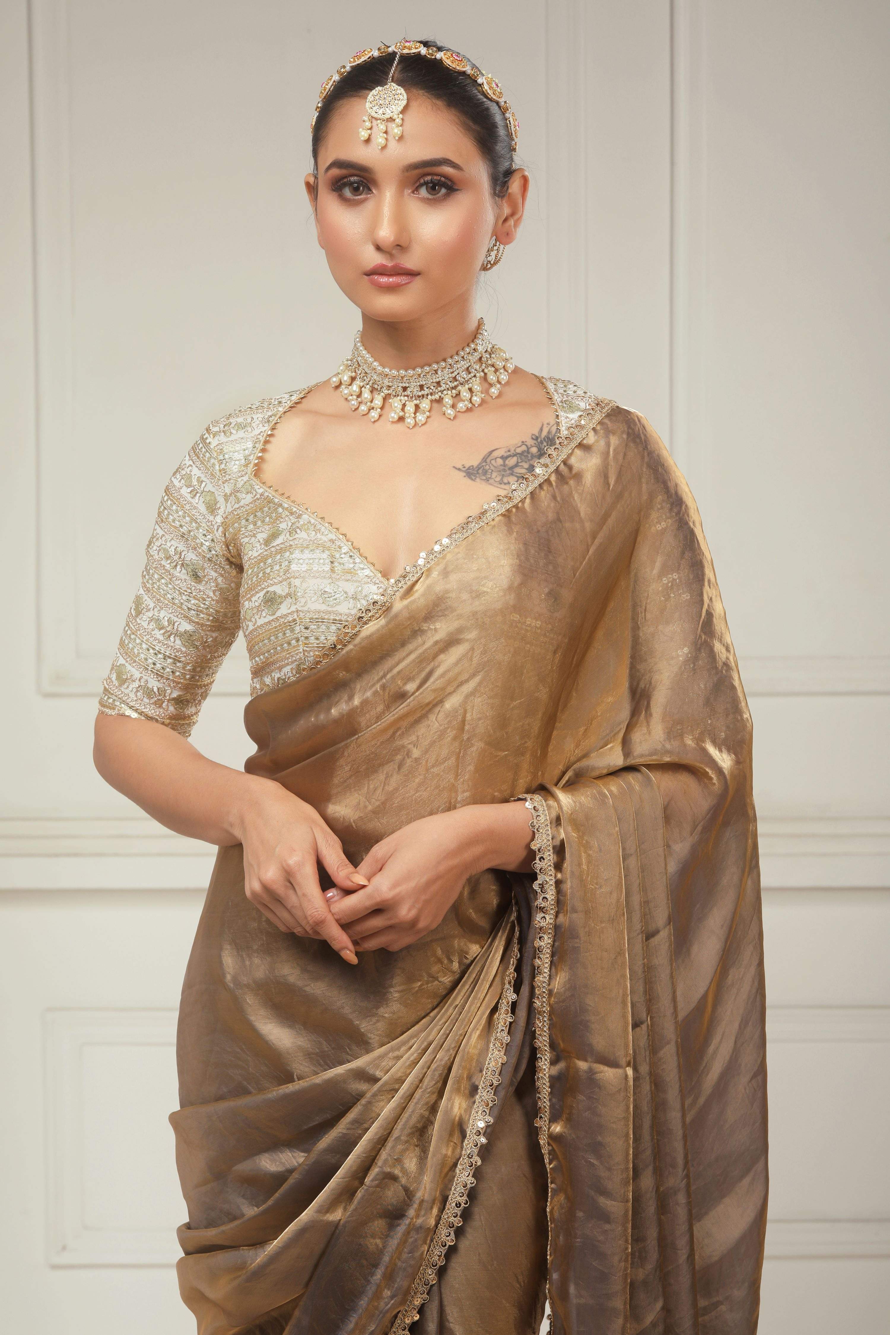 SMOKEY SPIRIT SAREE WITH INTENSE IVORY ICON BLOUSE