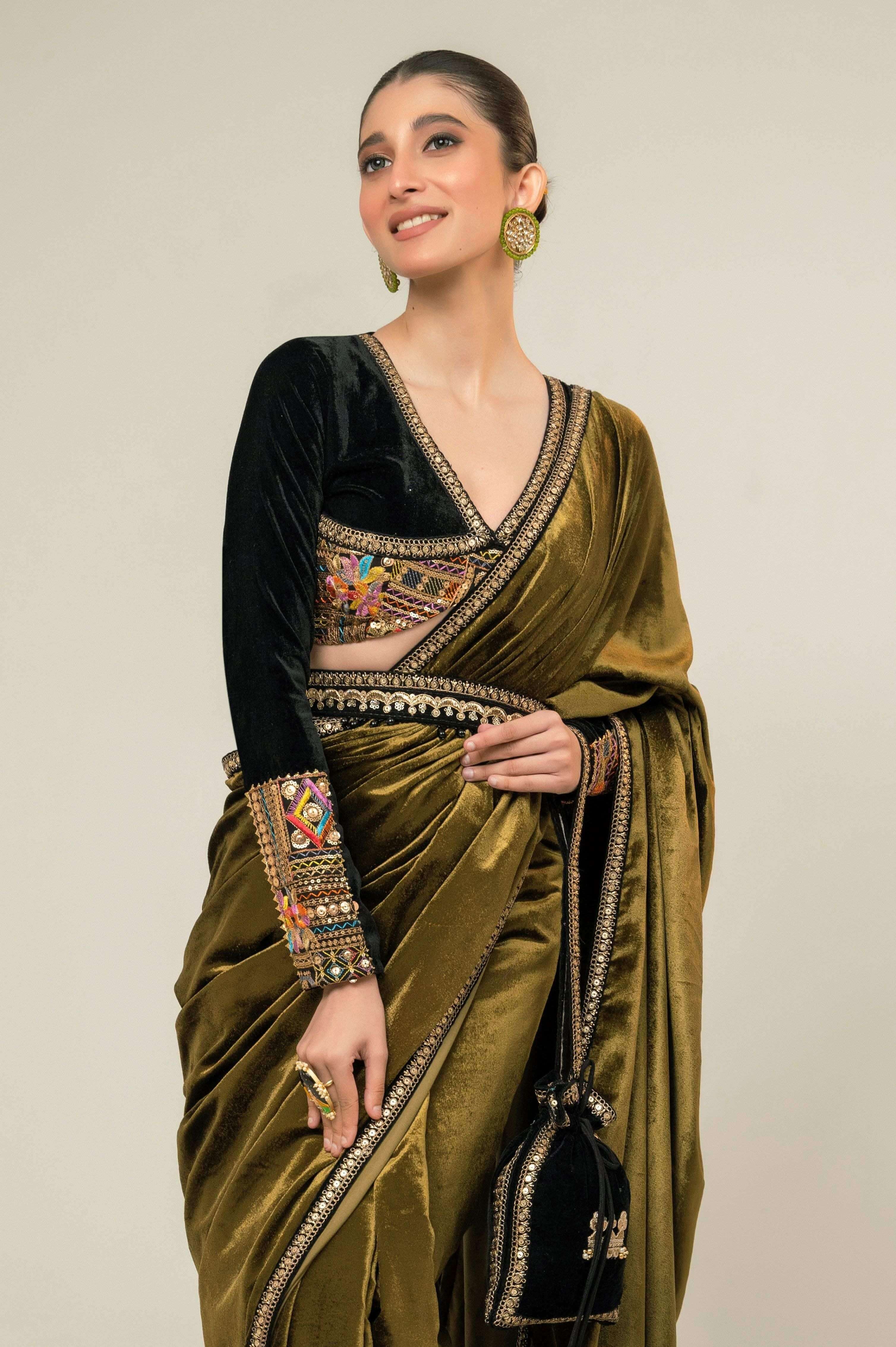 VELVET VOGUE SAREE WITH MIDNIGHT MANOR BLOUSE.