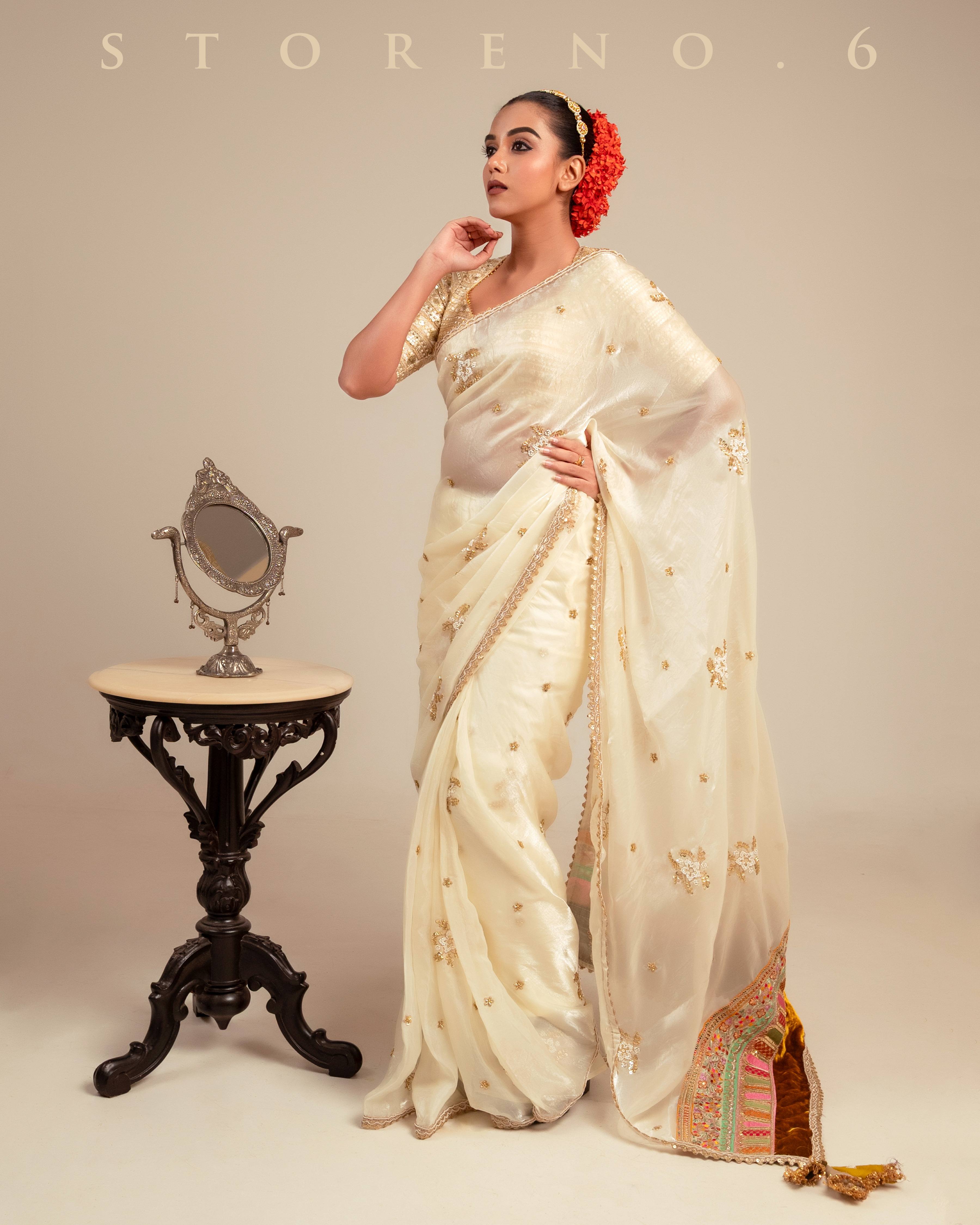 STELLER SURPRISE SAREE WITH INTENSE IVORY ICON BLOUSE