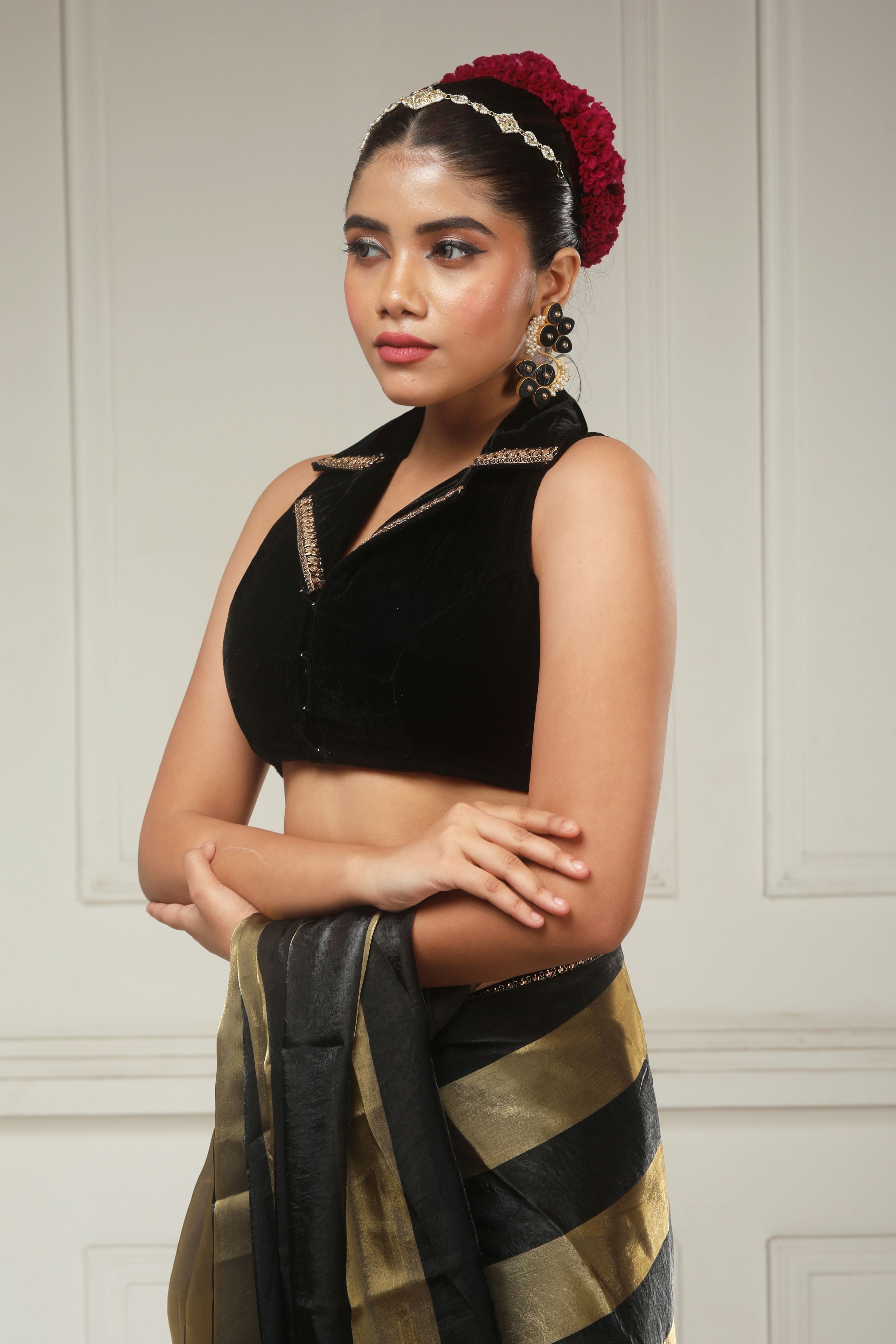 DARK DOMINANCE BLOUSE