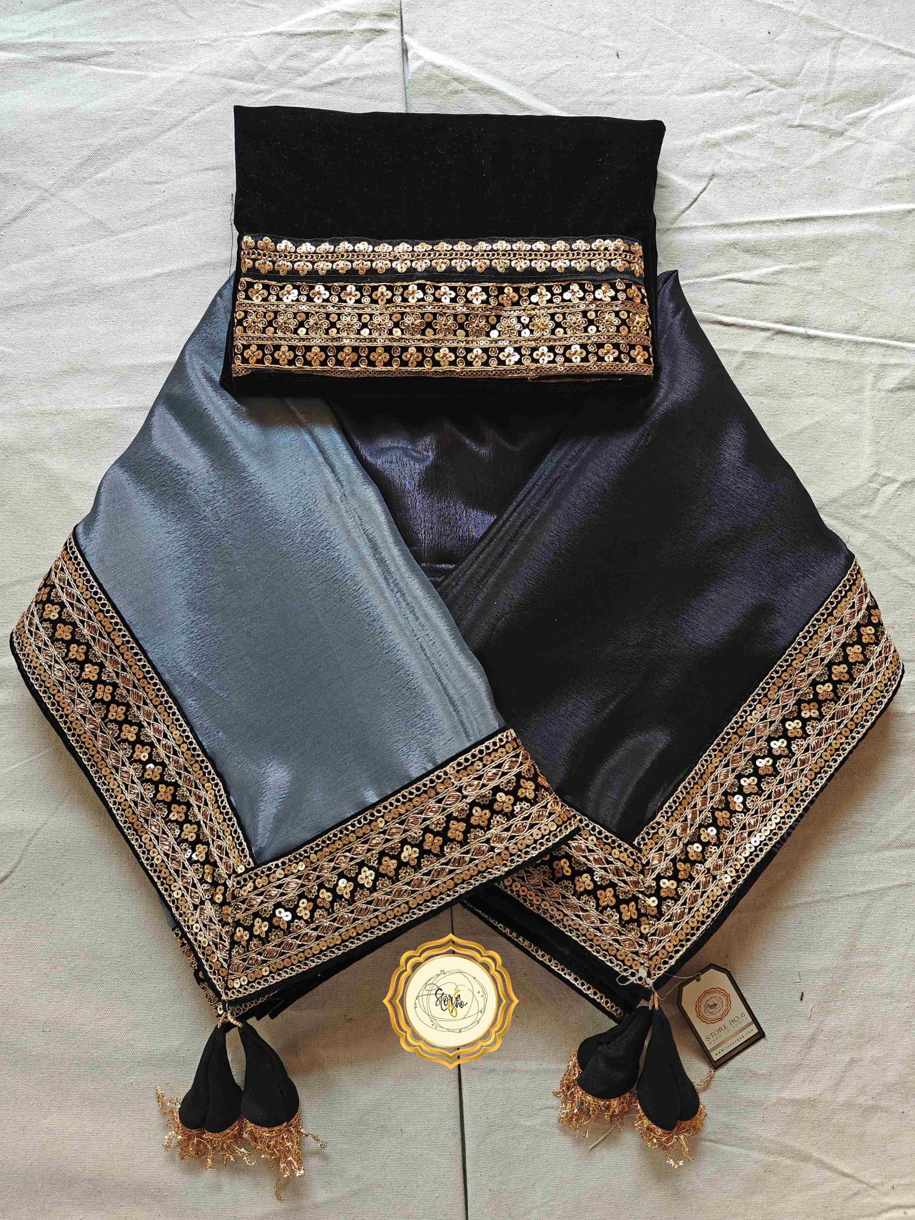 ELEGANT OMBRE SAREE WITH UNSTITCHED BLOUSE
