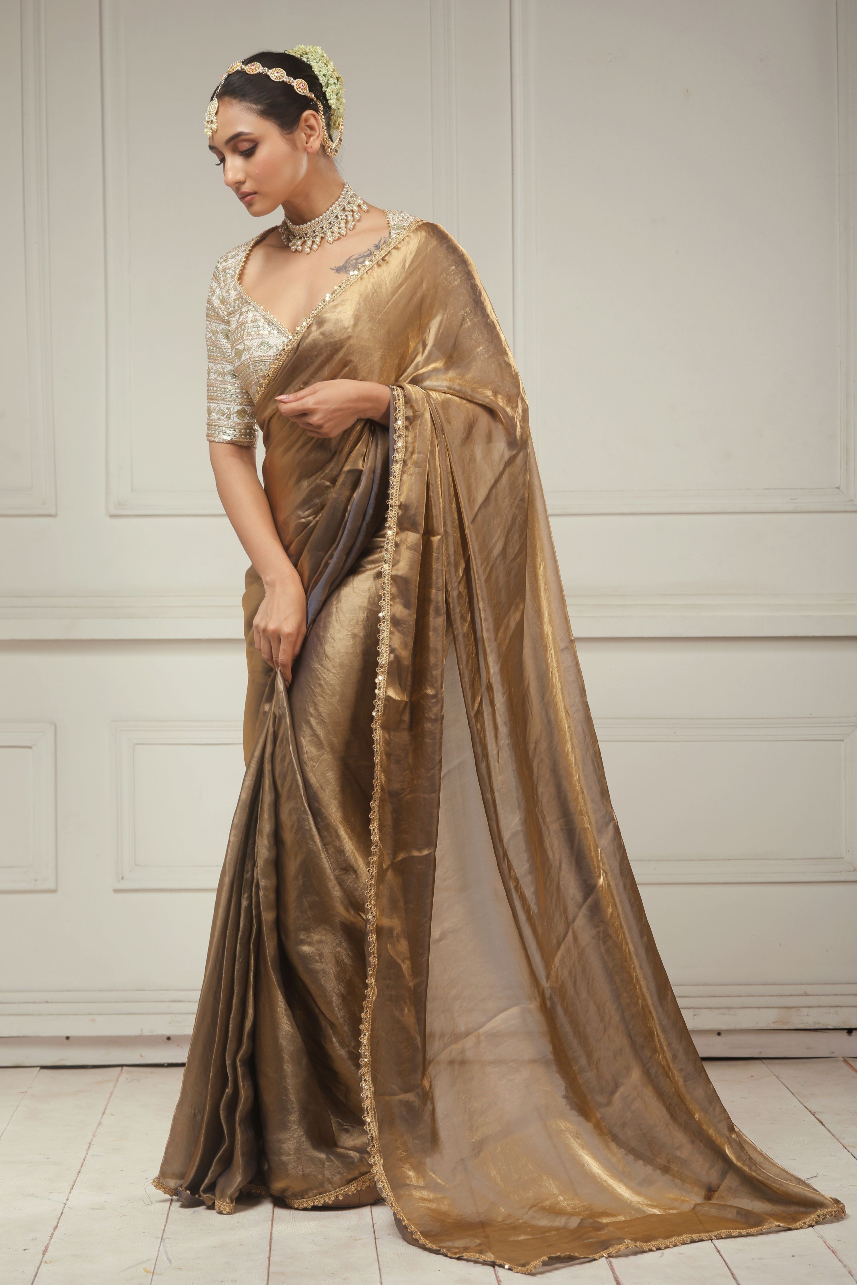 SMOKEY SPIRIT SAREE WITH INTENSE IVORY ICON BLOUSE