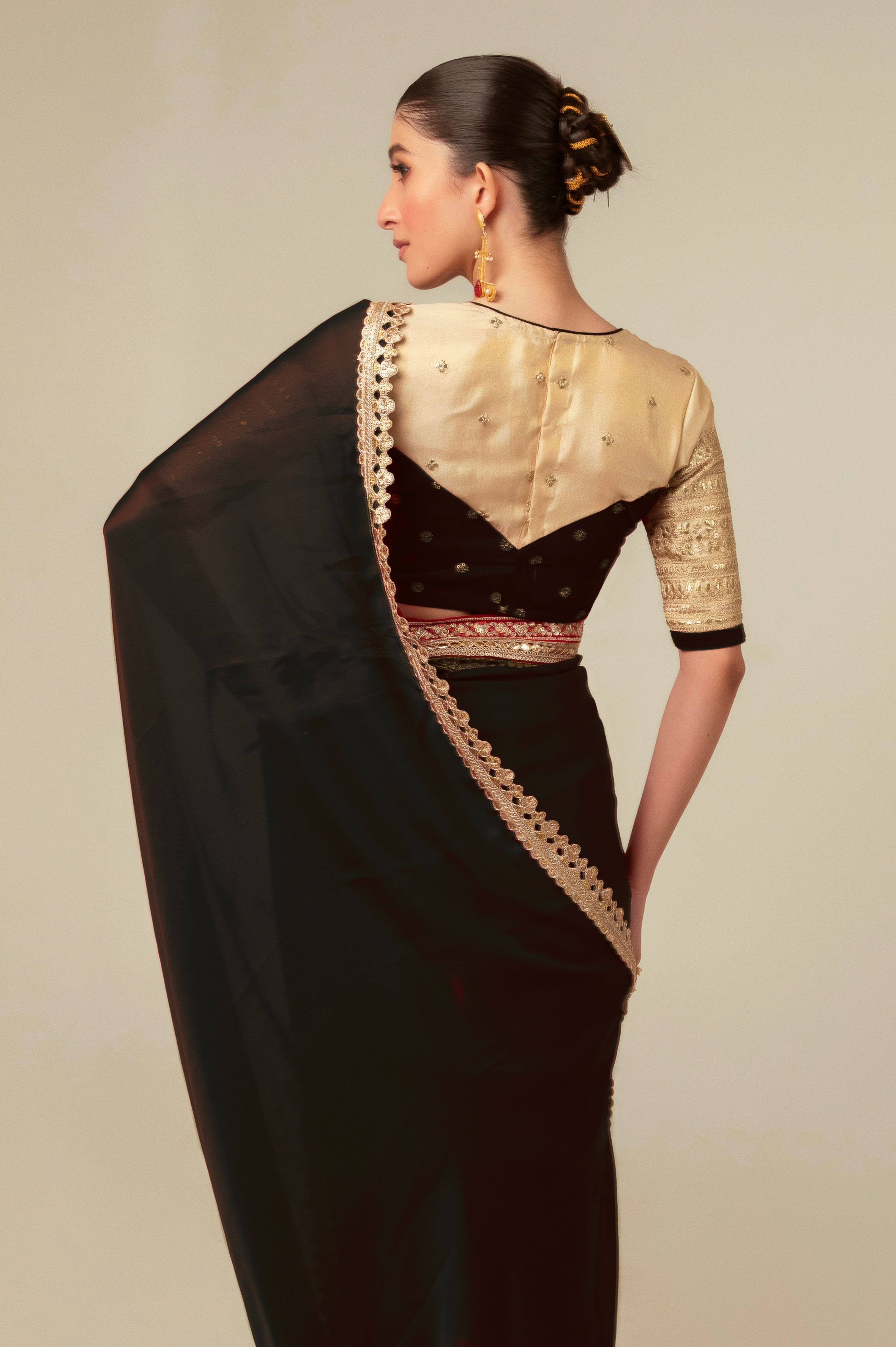 GLAM GROOVE SAREE WITH MYSTIC VANILLA BLOUSE