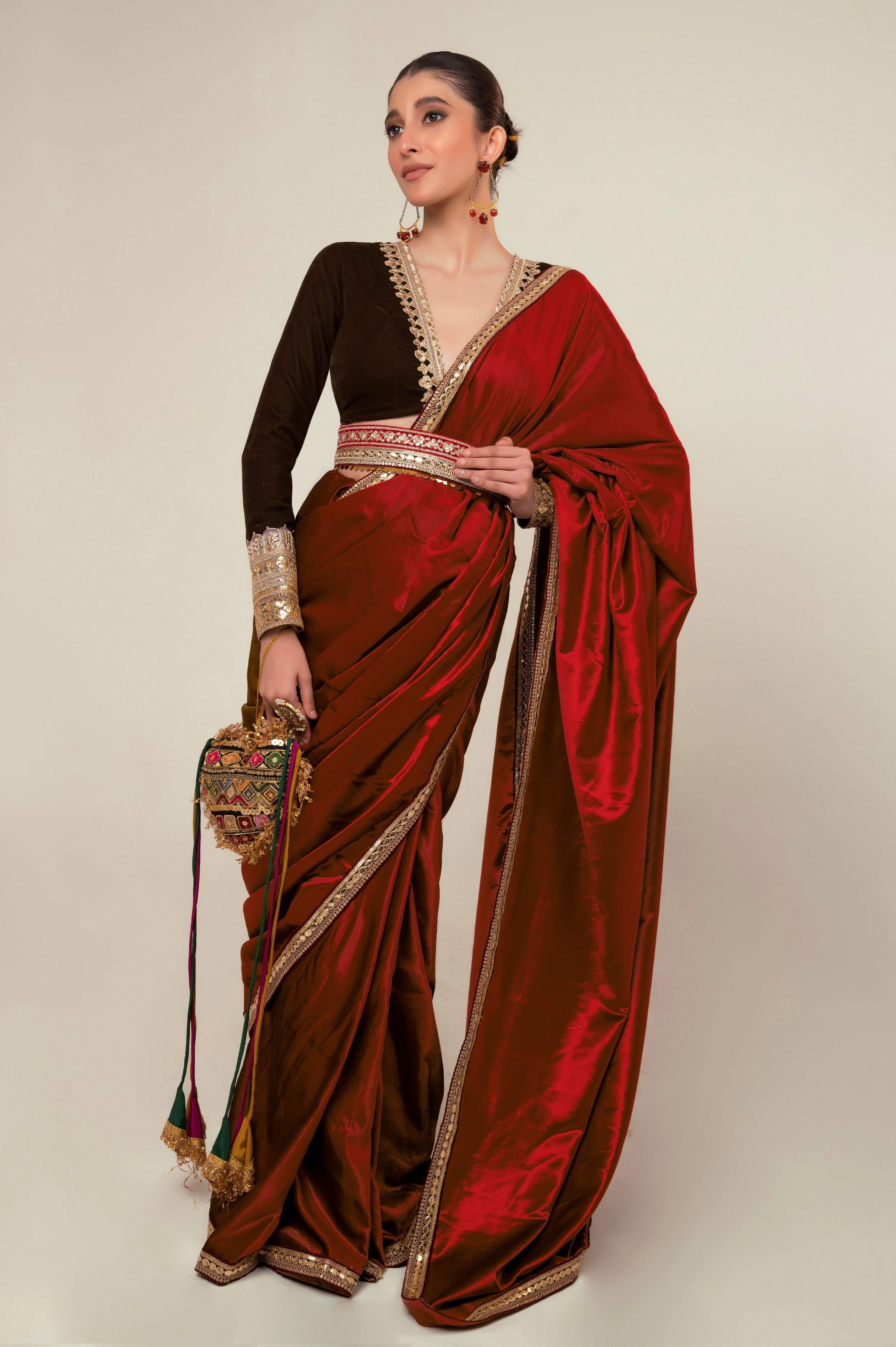 LUXE ROMANCE SAREE WITH ESPRESSO EDGE BLOUSE