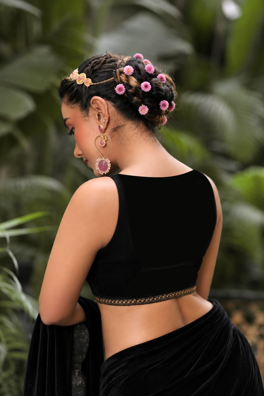 DUSK DARLING SAREE AND BLOUSE SET