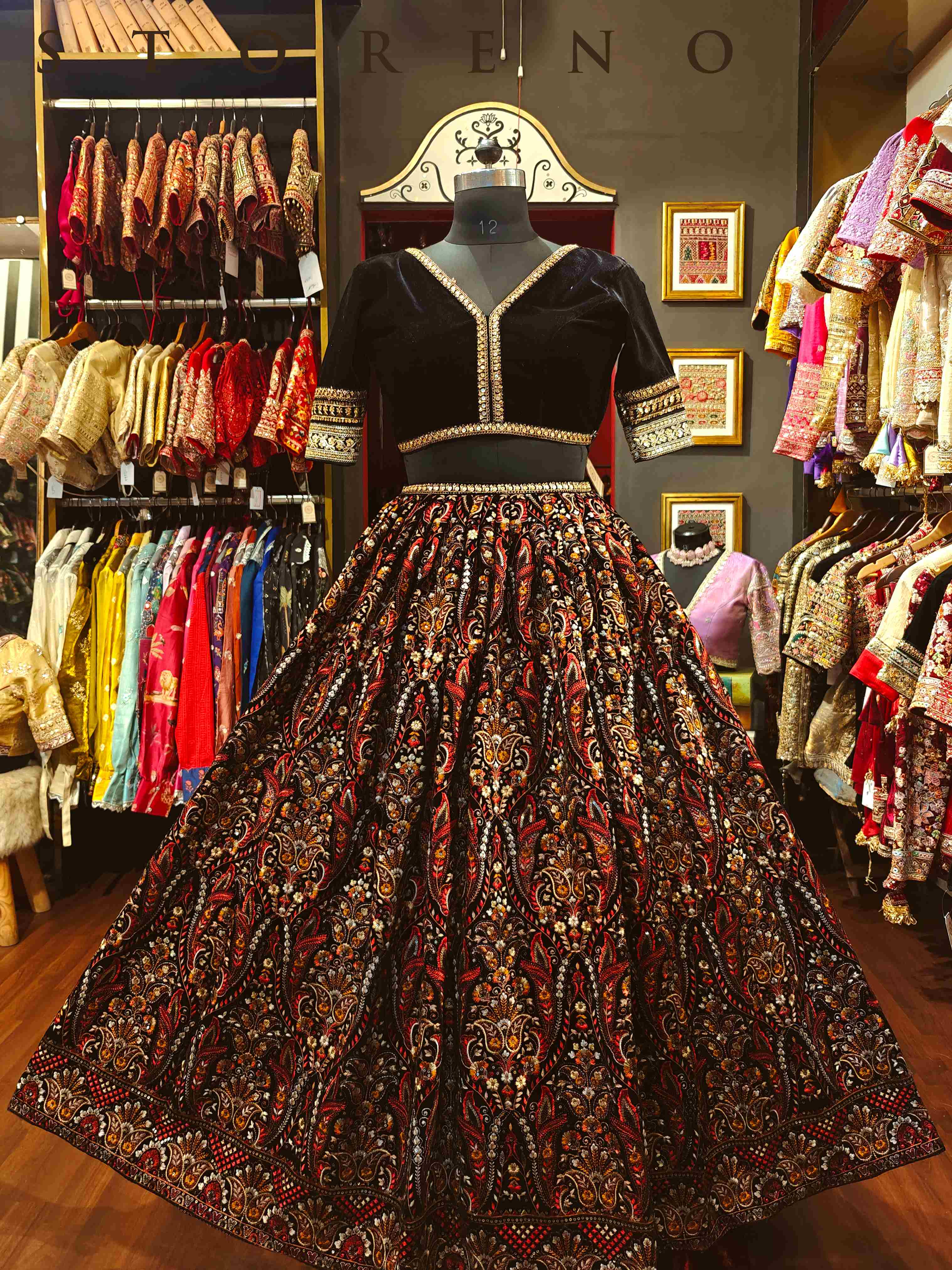 RUHAANI VELVET LEHENGA SKIRT(WITH CANCAN)