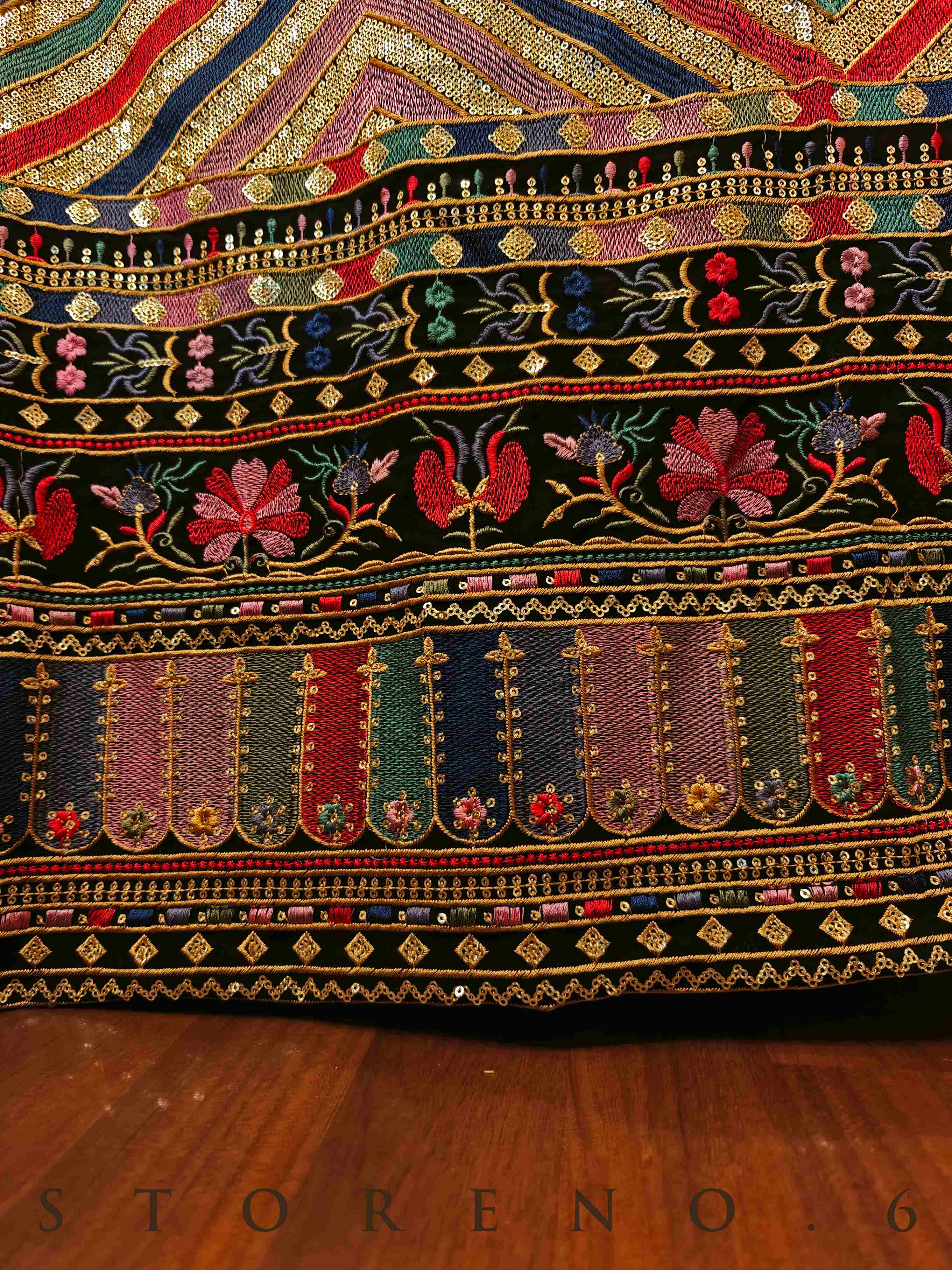 BEBAAK LEHENGA SKIRT(WITH CANCAN)