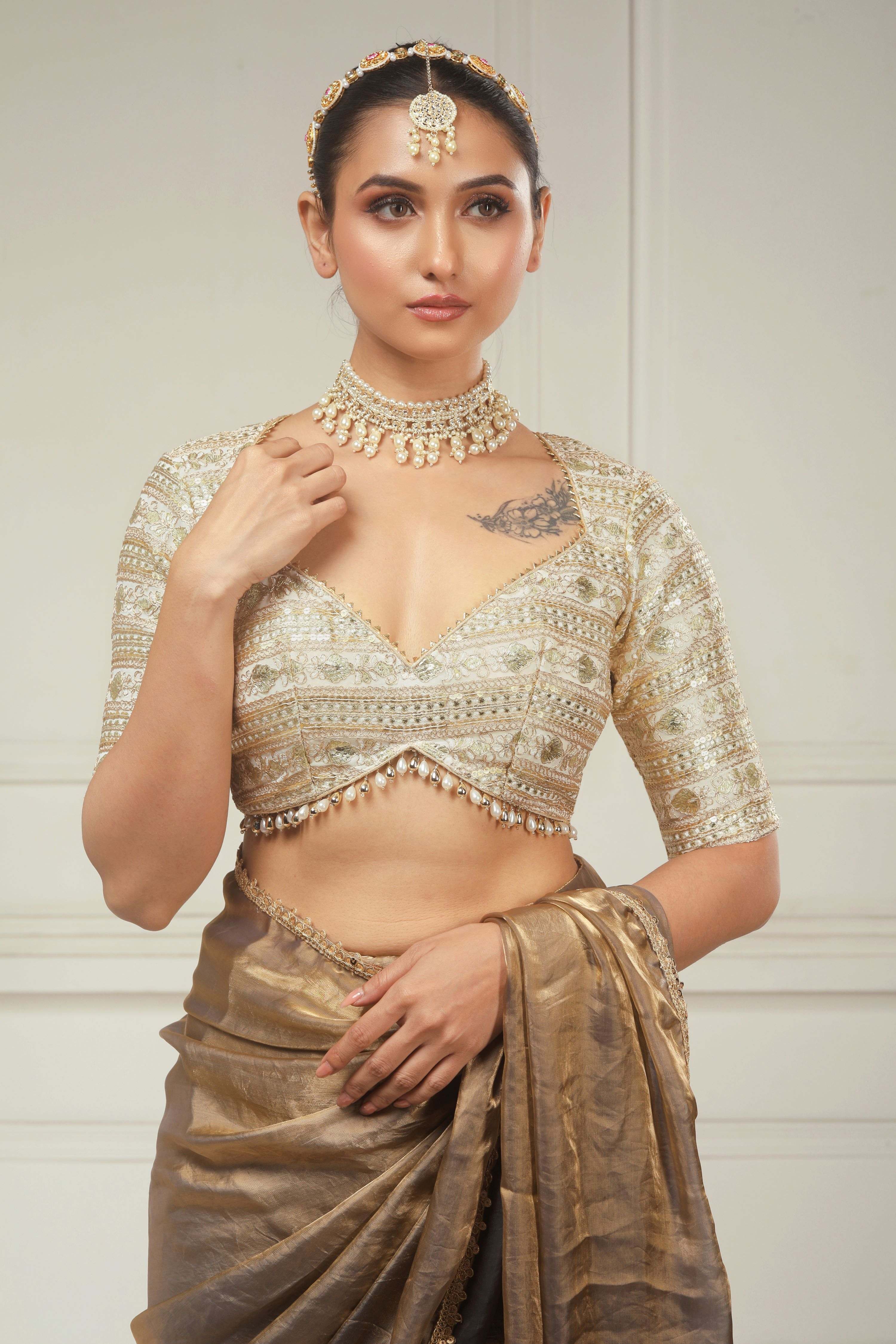 INTENSE IVORY ICON BLOUSE