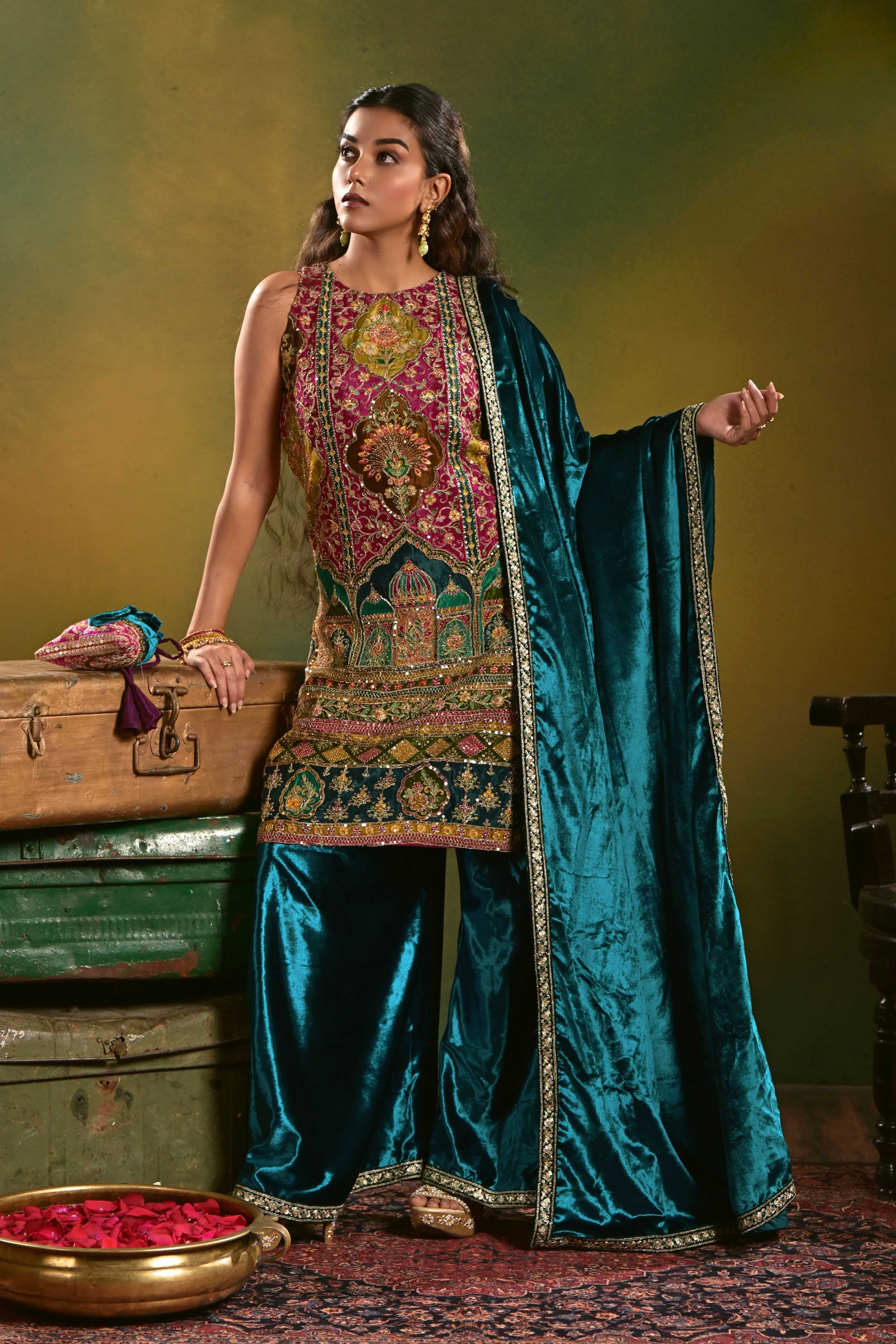 RANG RASIYA KURTA SET