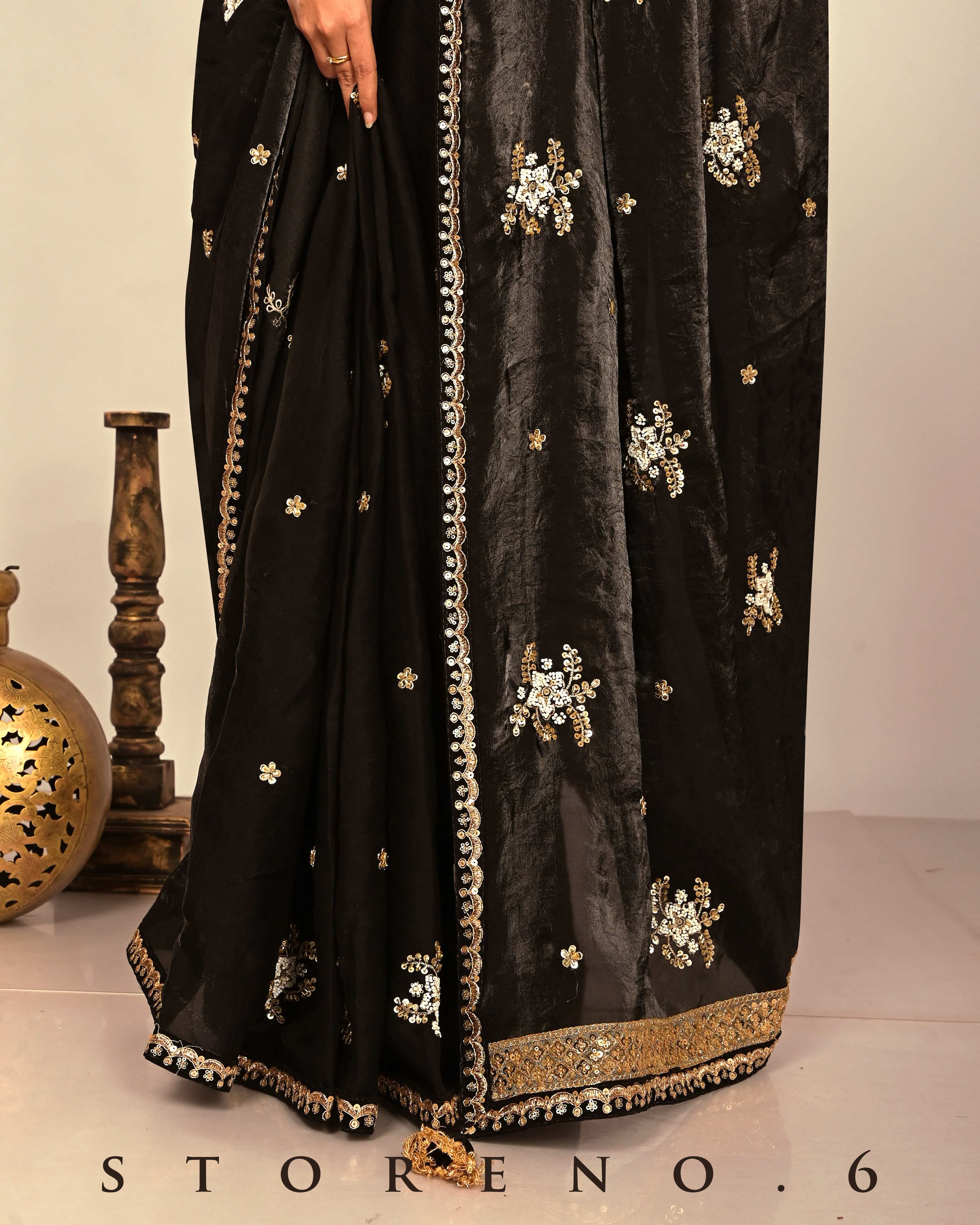 MIDNIGHT MAGNOLIA SAREE