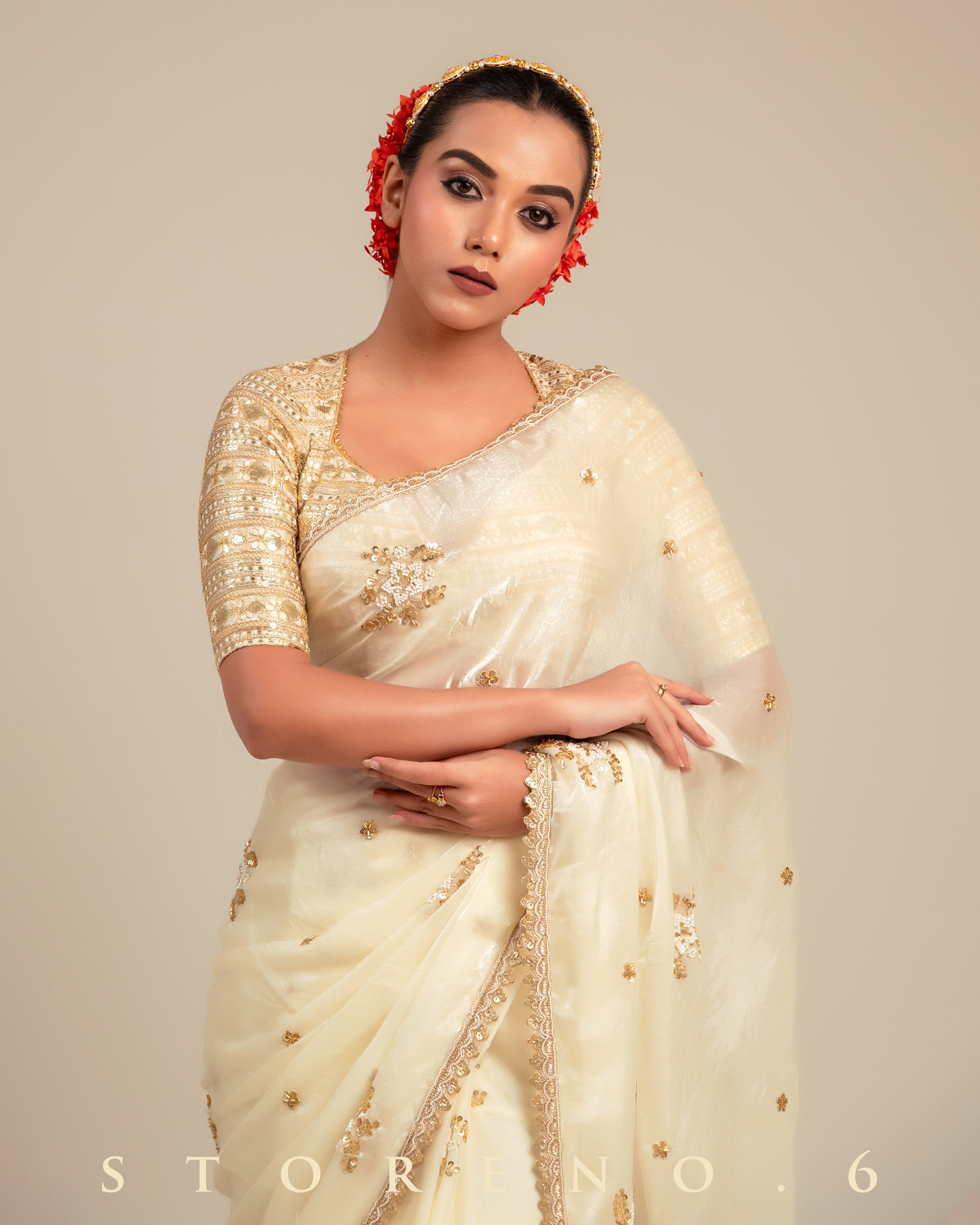STELLER SURPRISE SAREE WITH INTENSE IVORY ICON BLOUSE