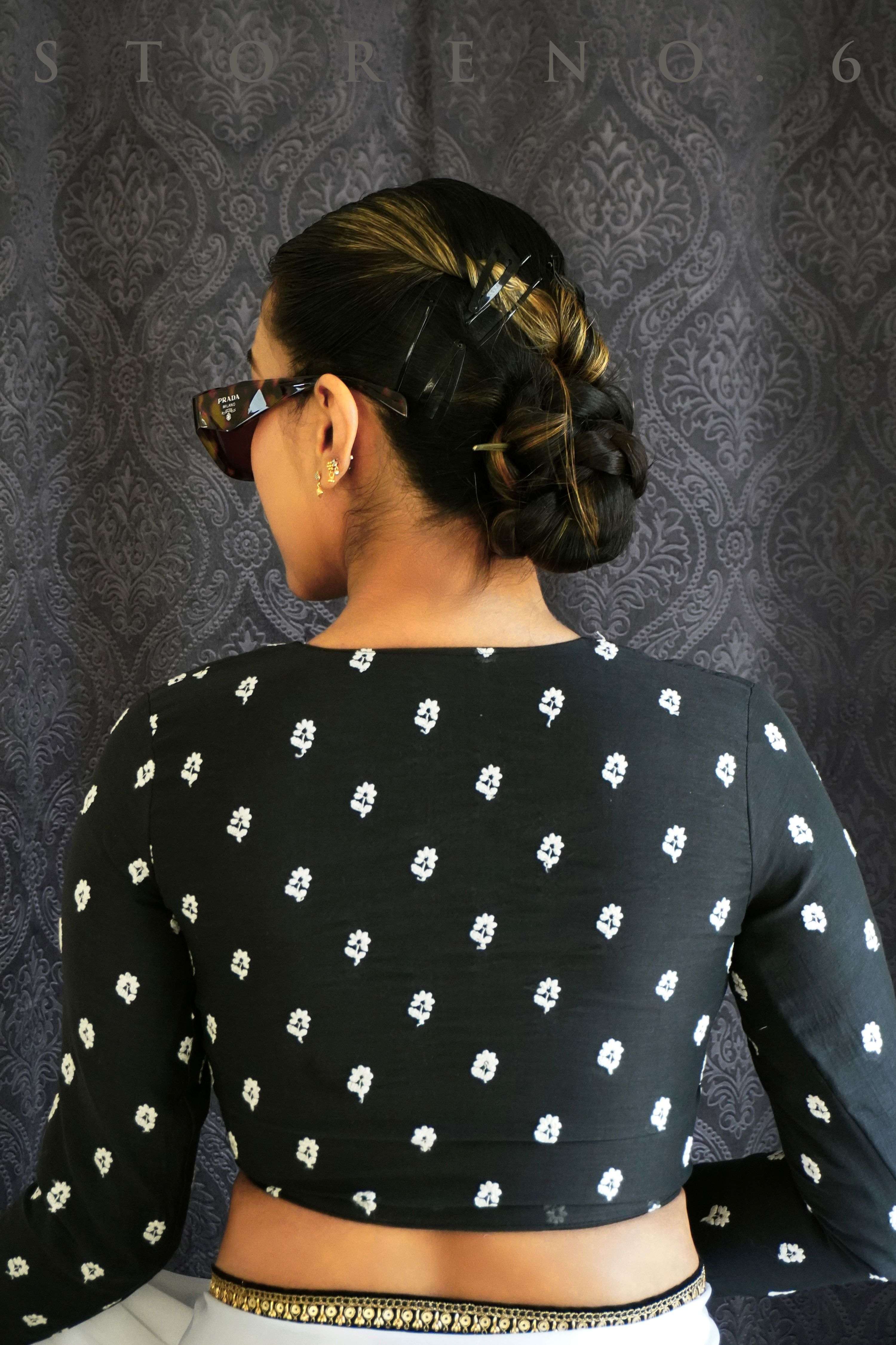BLACK SWAN BLOUSE
