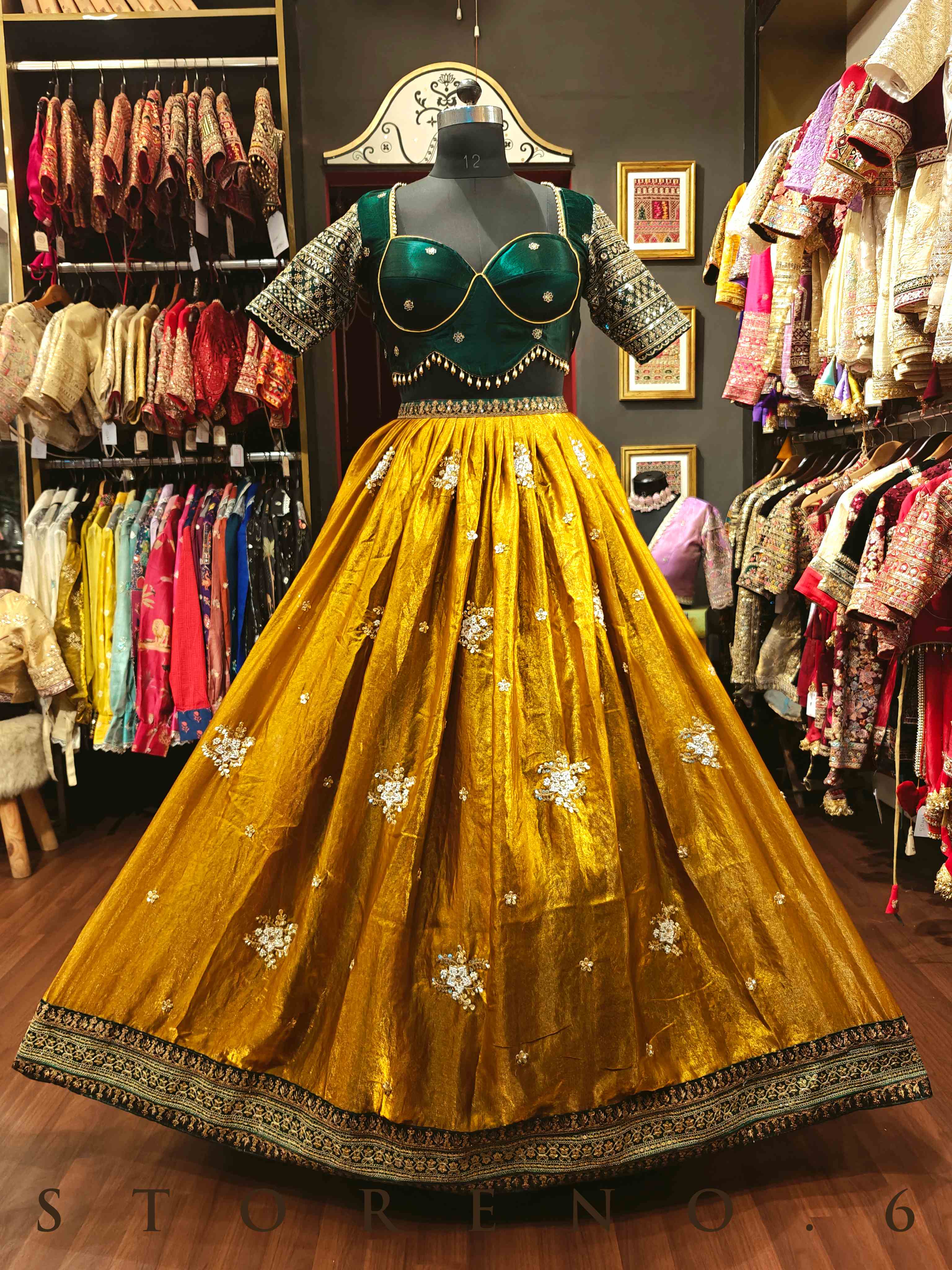 SWARNA LEHENGA SKIRT(WITH CANCAN)