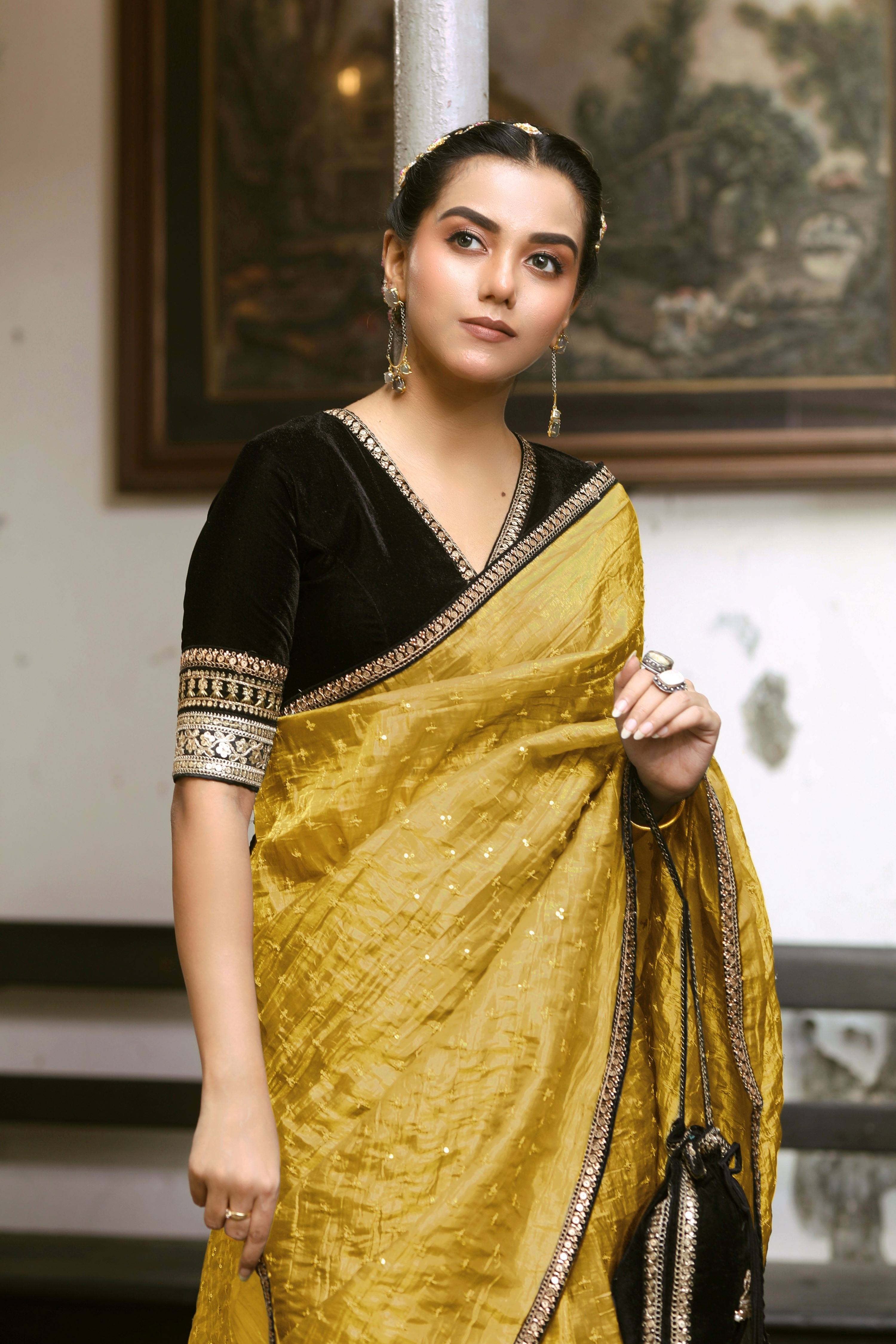 GOLDEN GLEE SAREE