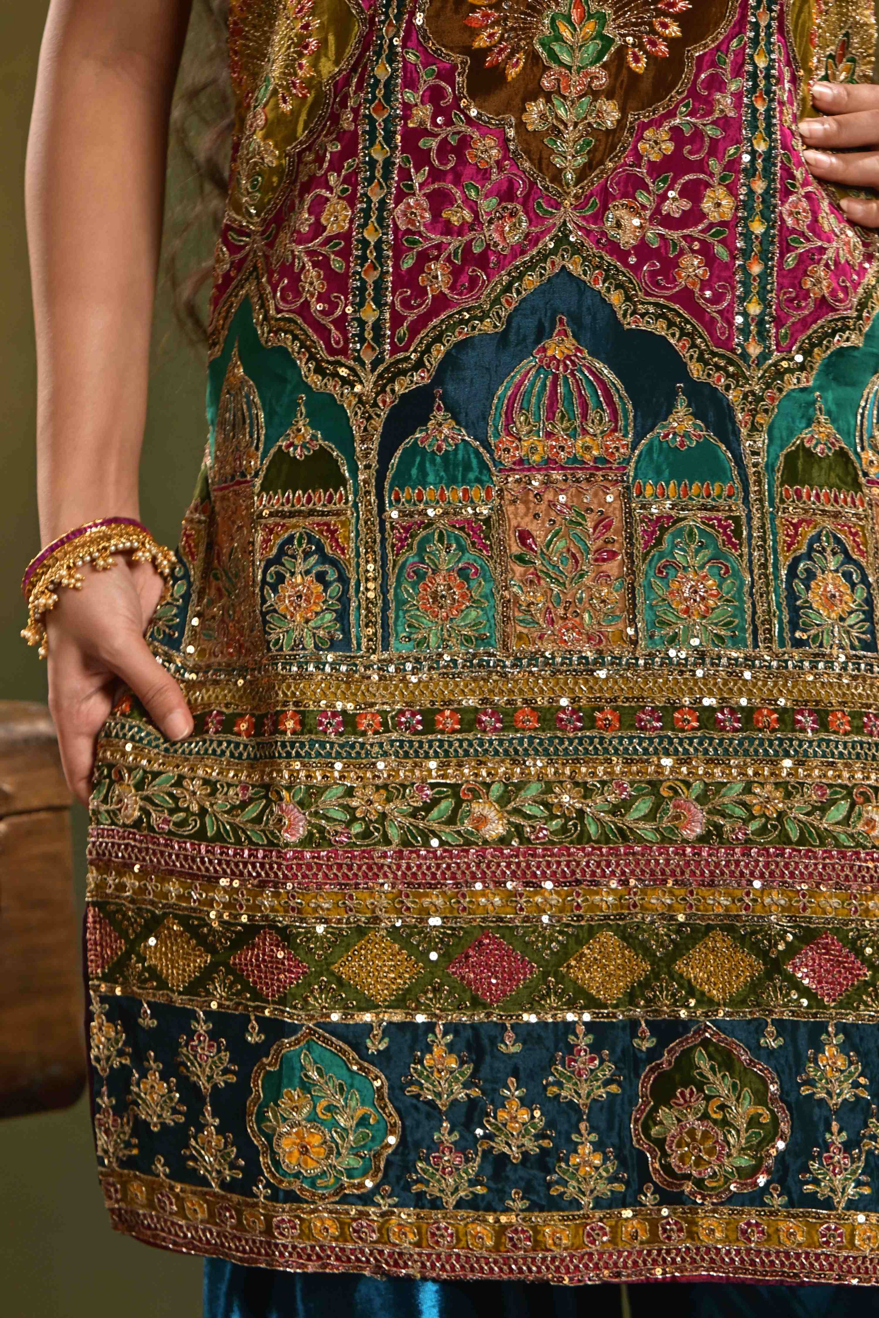RANG RASIYA KURTA SET