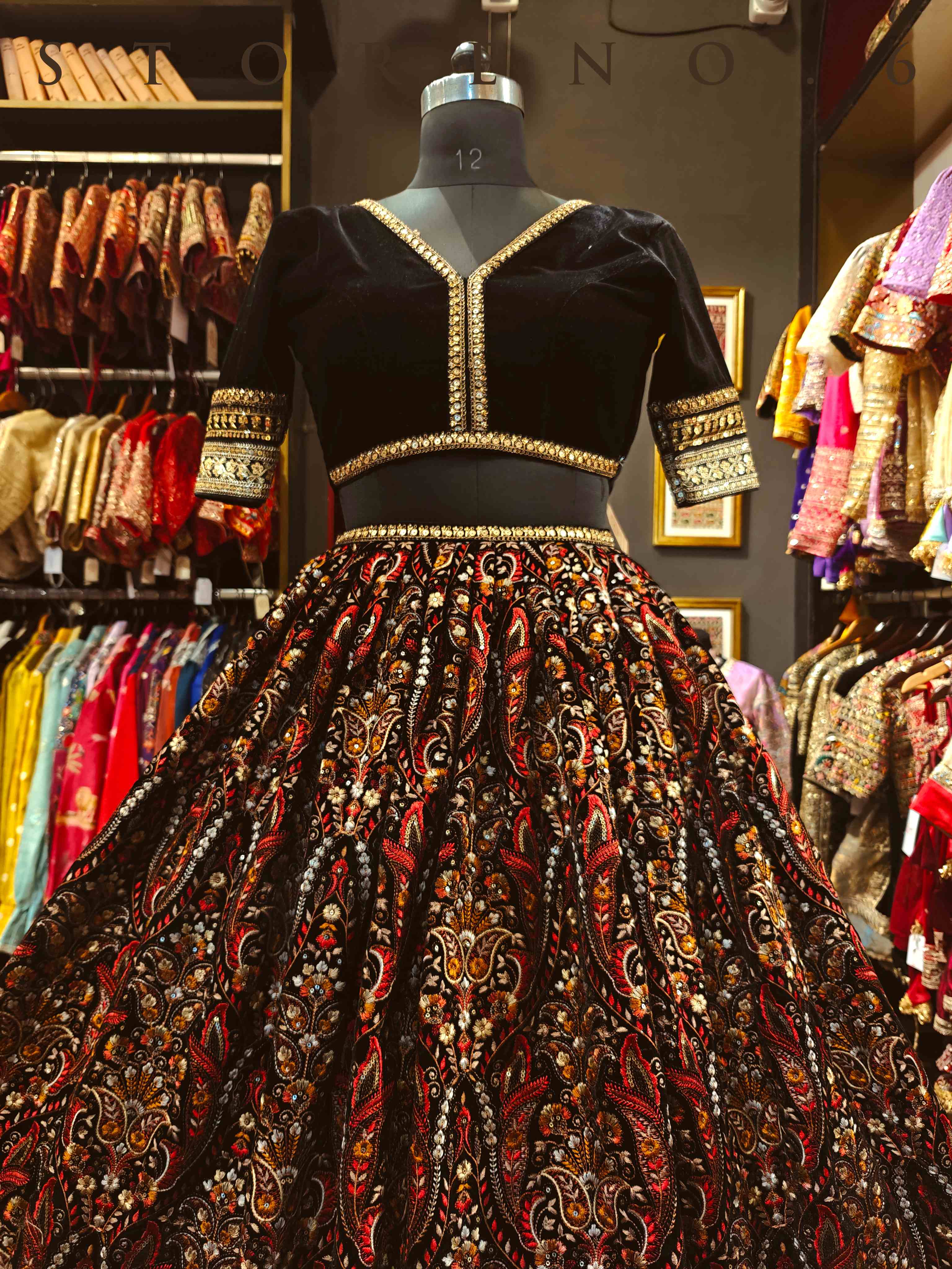 RUHAANI VELVET LEHENGA SKIRT(WITH CANCAN)