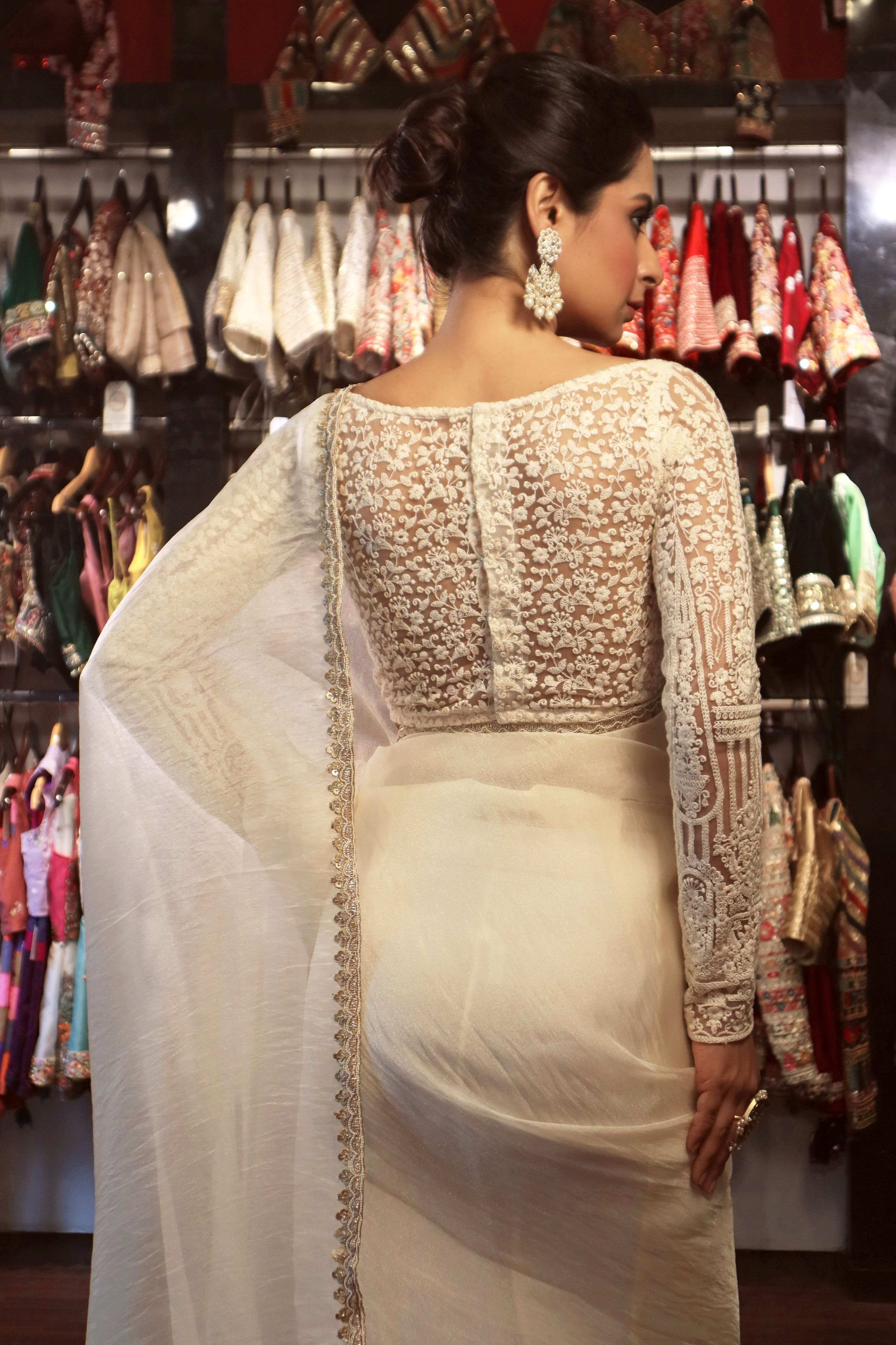 DIVINE DRAPE SAREE WITH CHAANDNI FULL SLEEVE BLOUSE