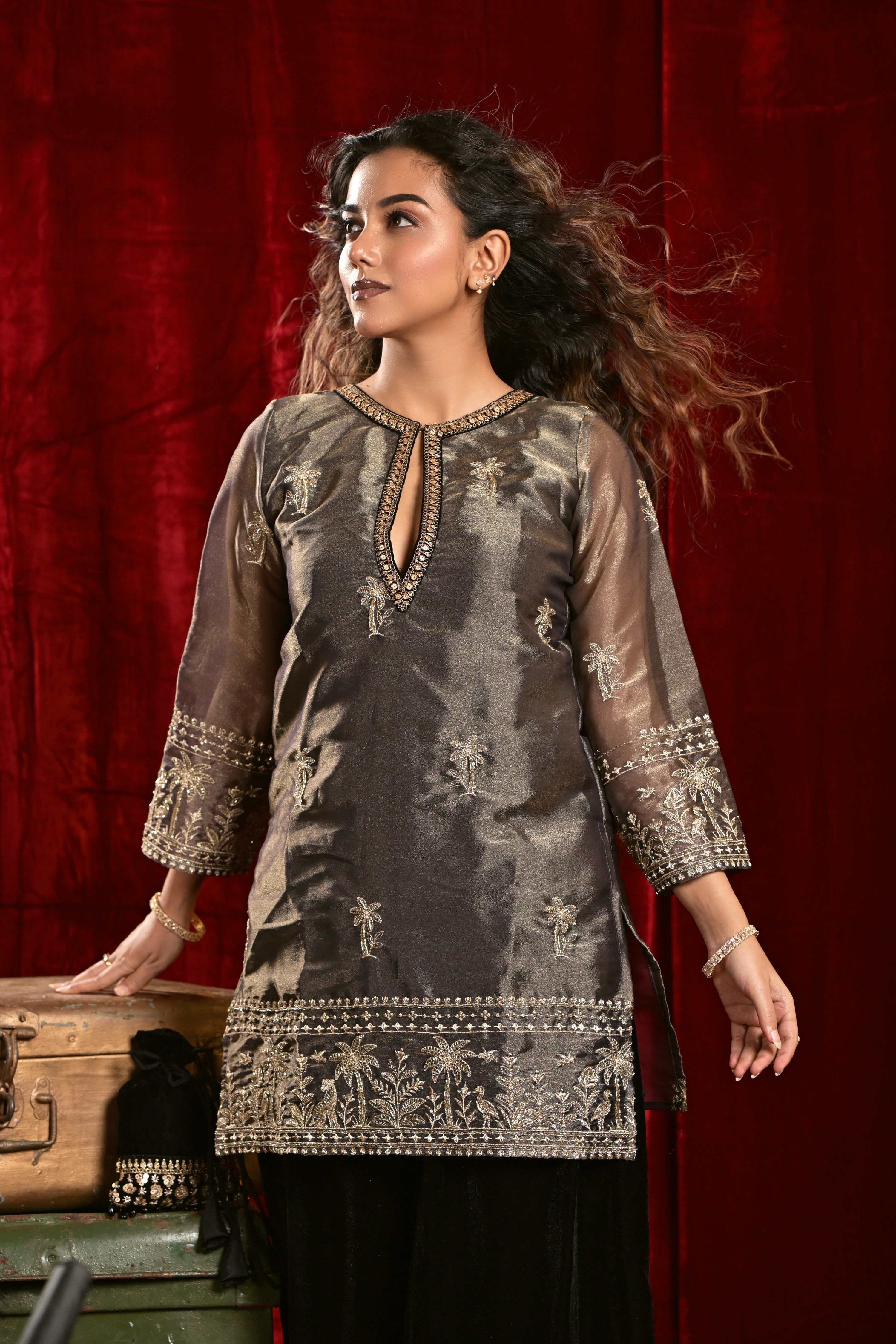 CINEMA CHARM KURTA SET