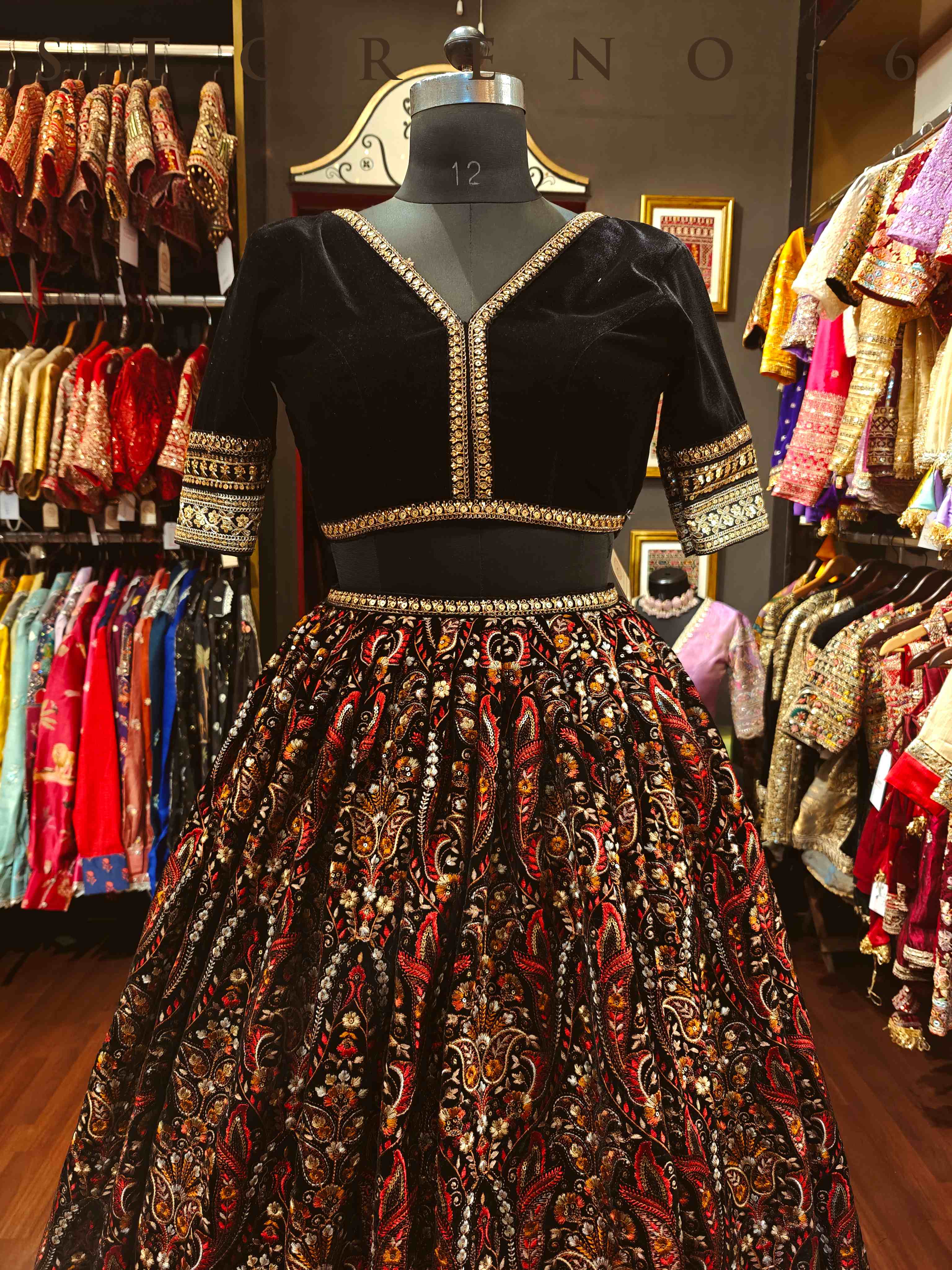 RUHAANI VELVET LEHENGA SKIRT WITH STITCHED BLOUSE(WITH CANCAN)