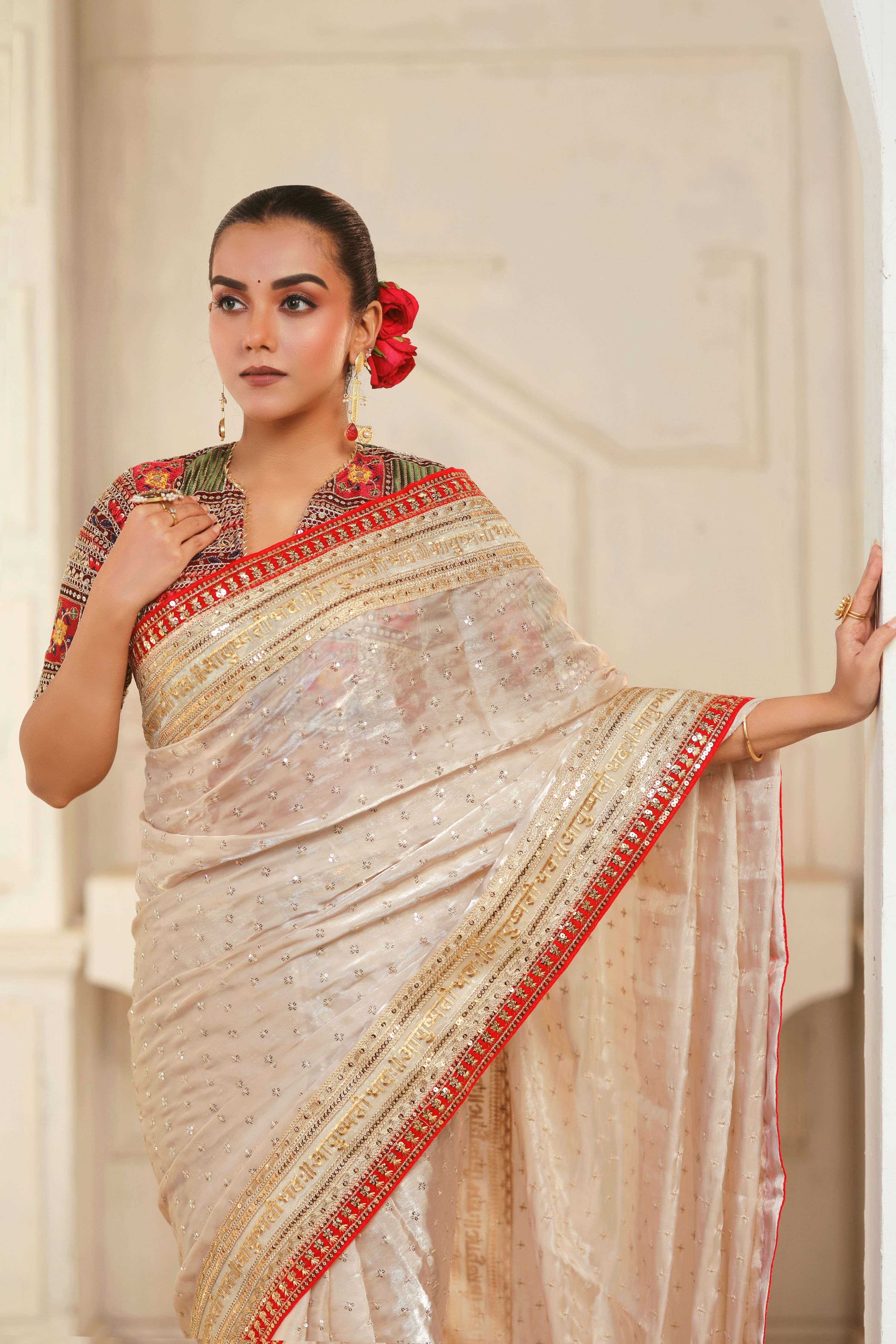 ROYAL SUBTLE QUEEN SAREE WITH BERRY BELLE BLOUSE