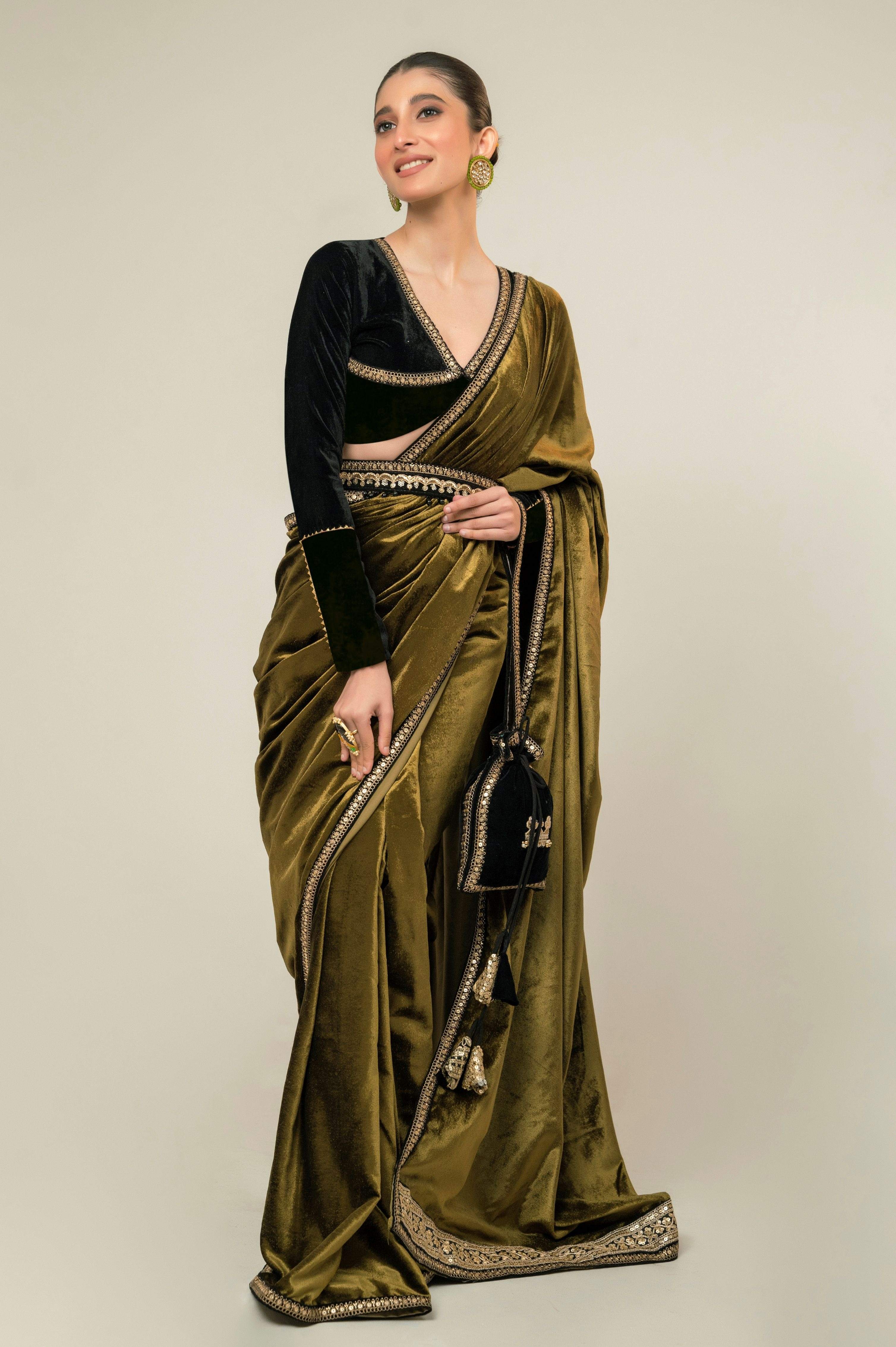 VELVET VOGUE SAREE WITH MIDNIGHT CHARM BLOUSE