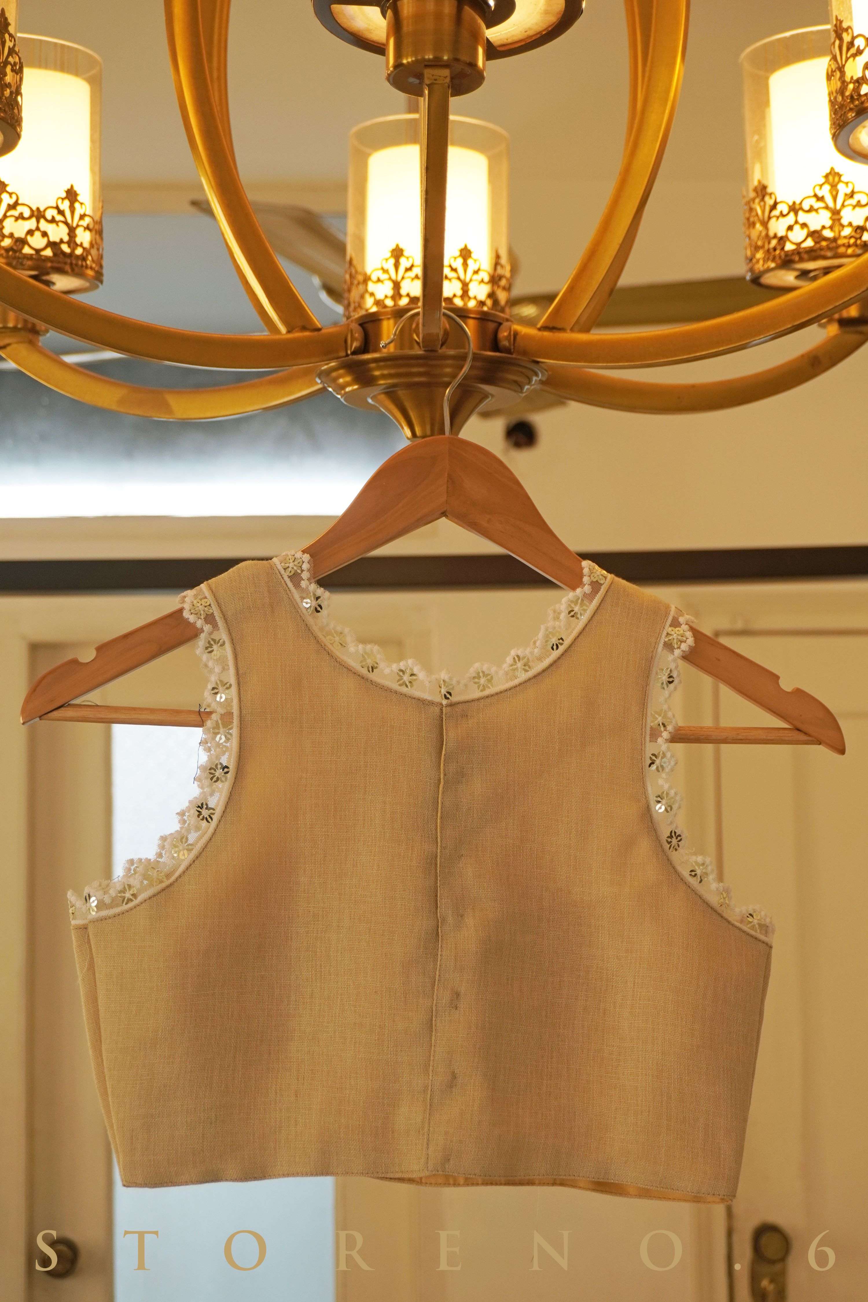 SOFT MEMORY BLOUSE