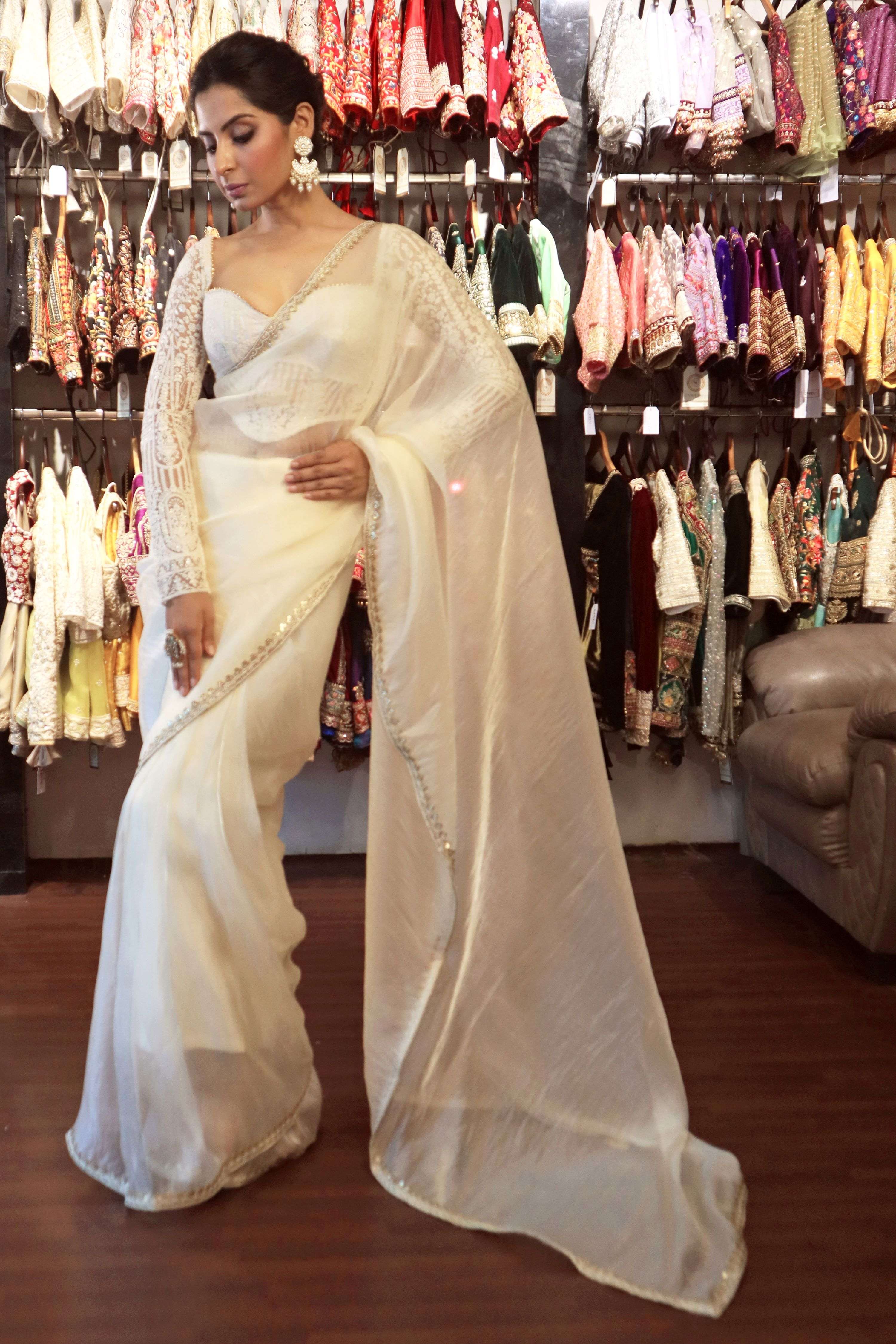 DIVINE DRAPE SAREE