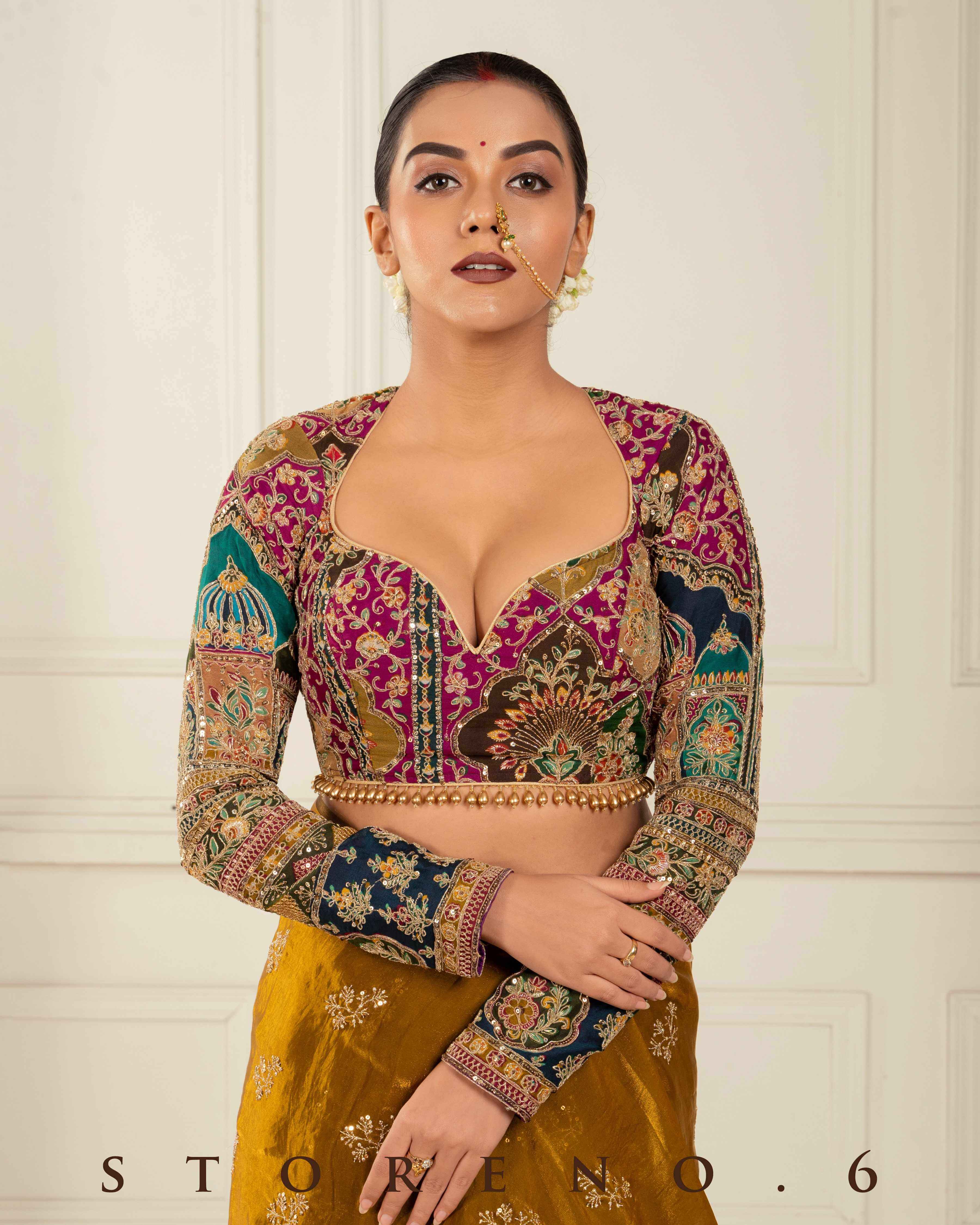 COUTURE CHARM BLOUSE