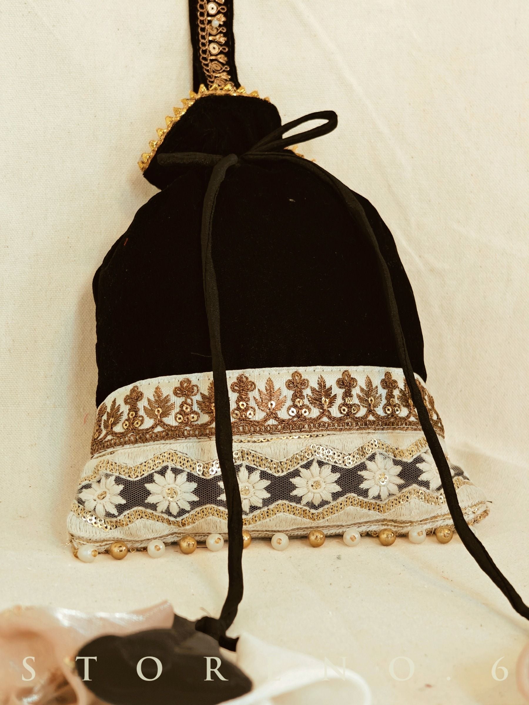 KAJRARE POTLI BAG