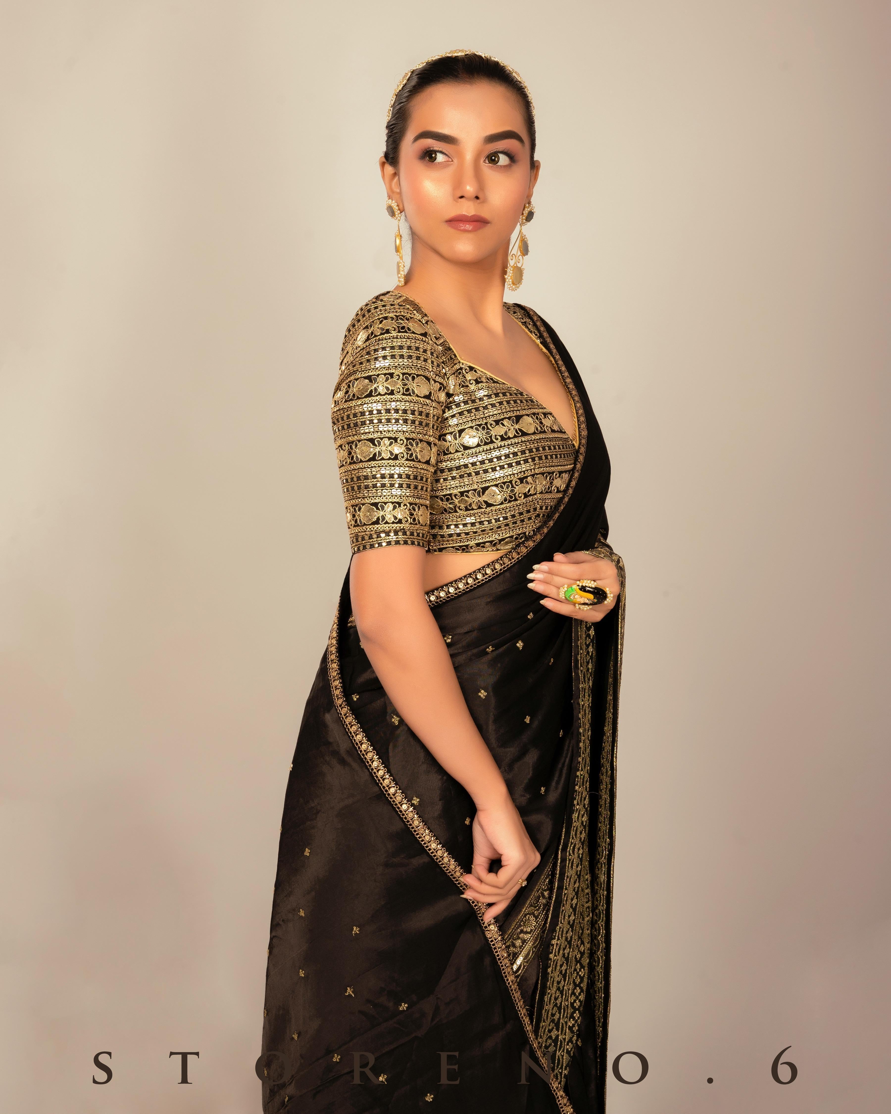 TIMELESS TITAN SAREE.